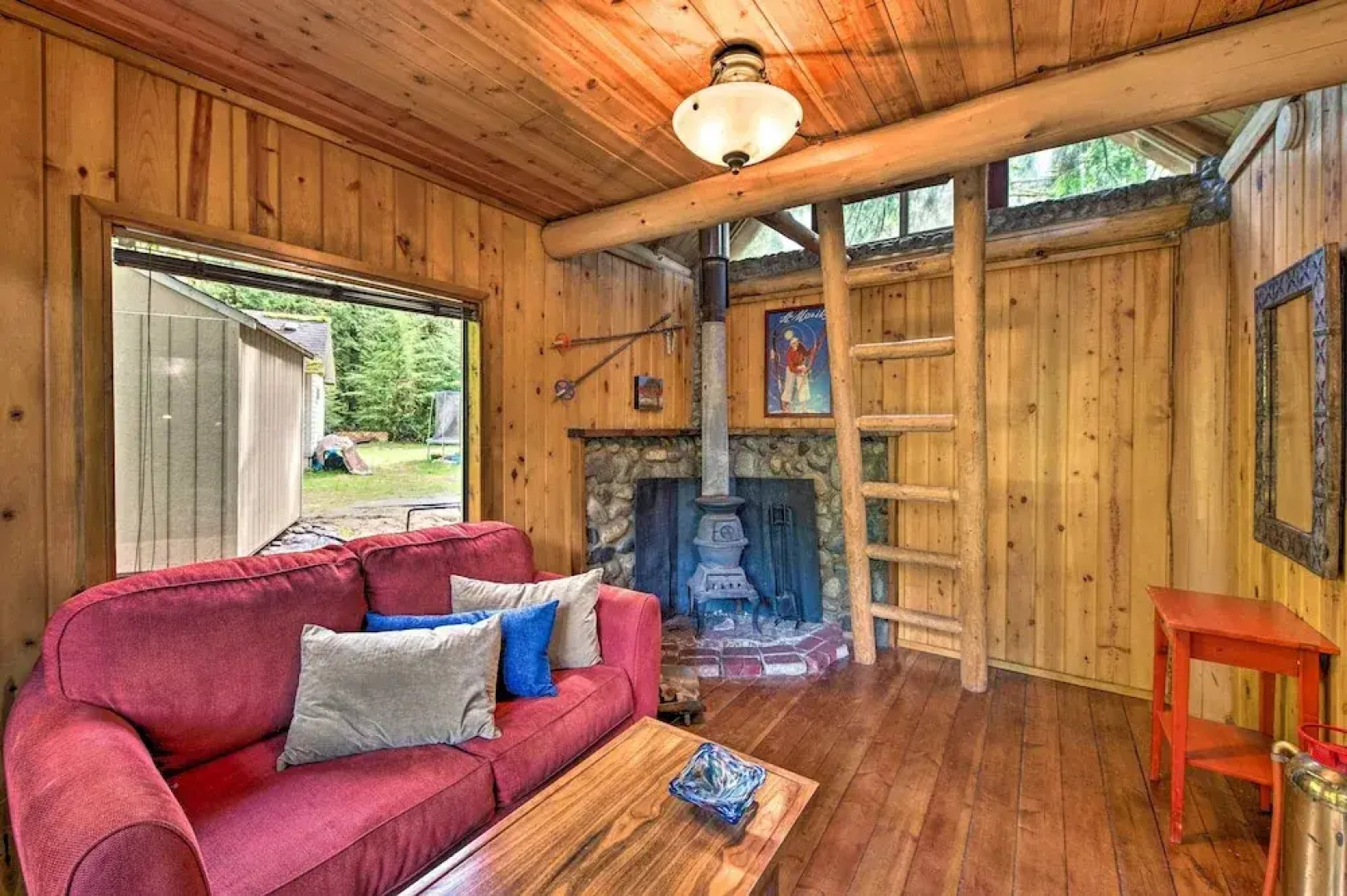 Three Enchanting Riverfront Cabins: Hot Tub Access