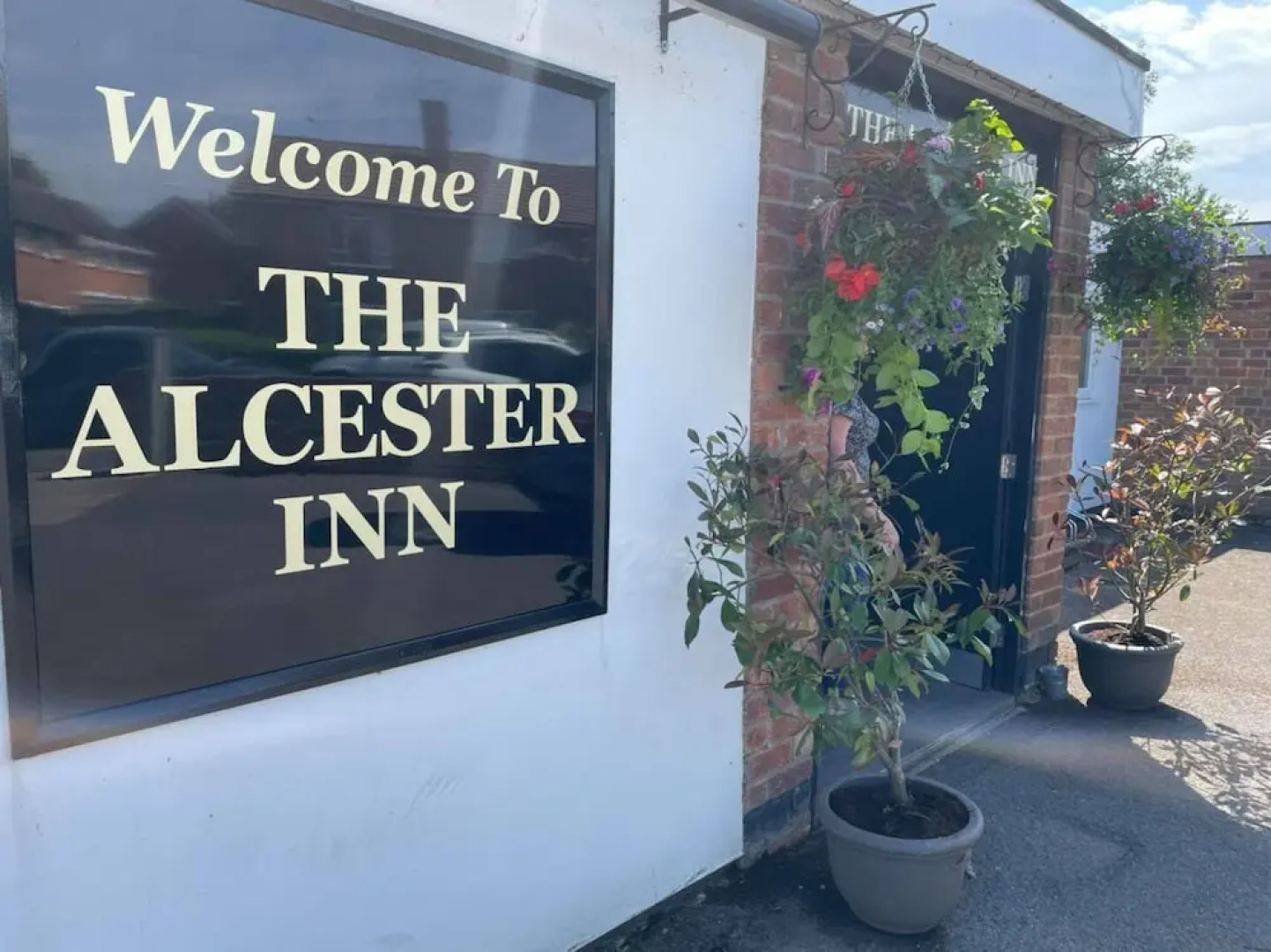 The Alcester Inn
