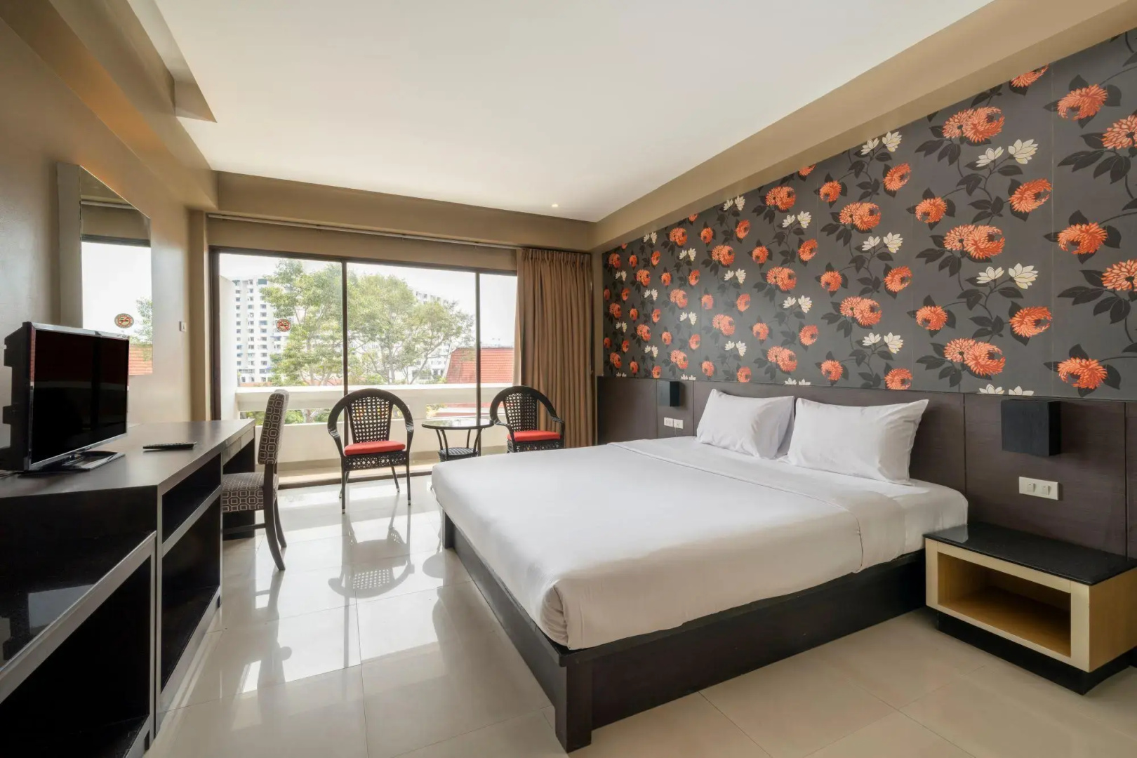 Welcome Plaza Hotel