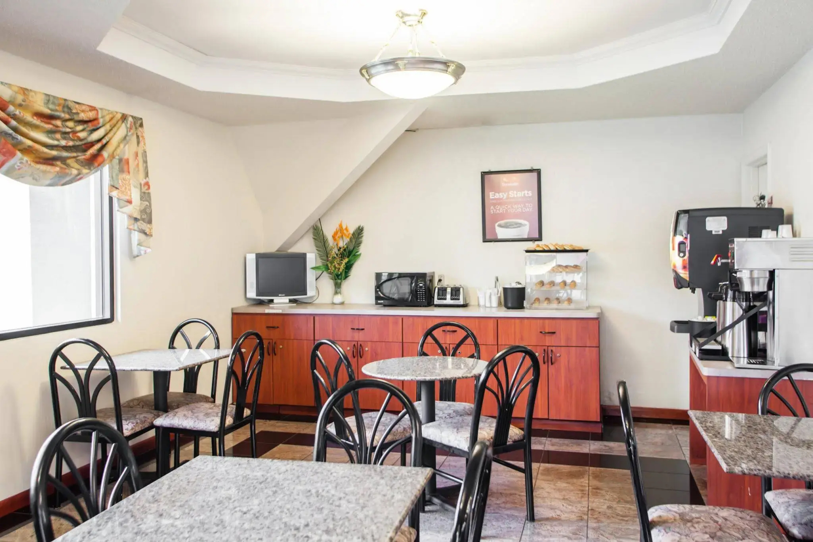 MHO Hotel Bordentown