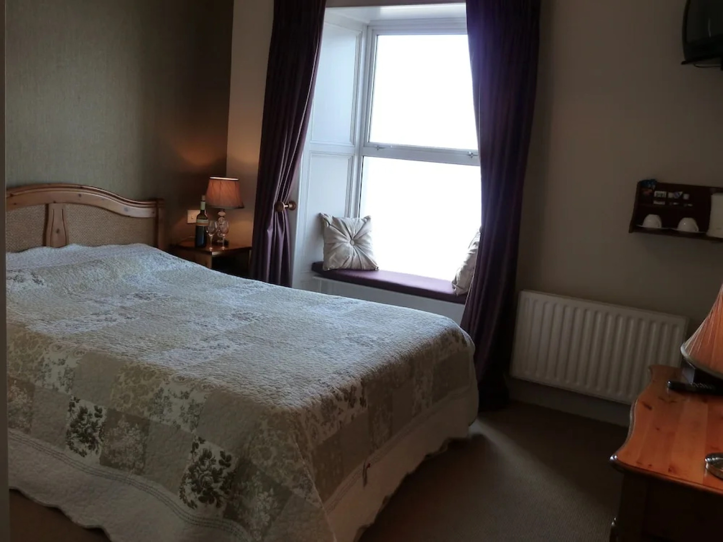 The Strand Seafood Bistro and Guesthouse