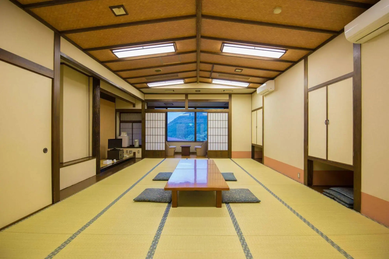 Yufuin Onsen Yufuin Nanairo No Kaze