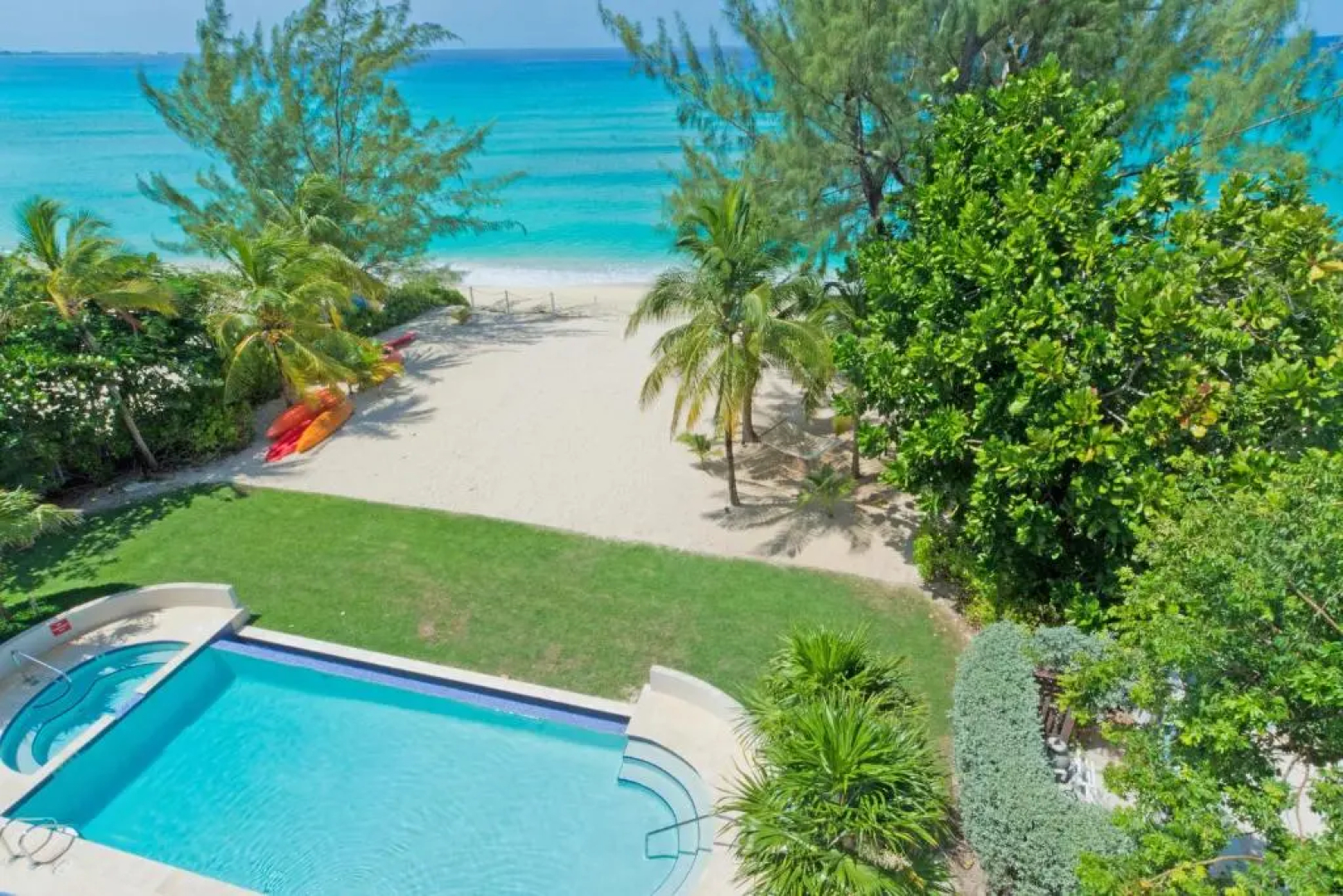 Sea Breeze, Grand Cayman