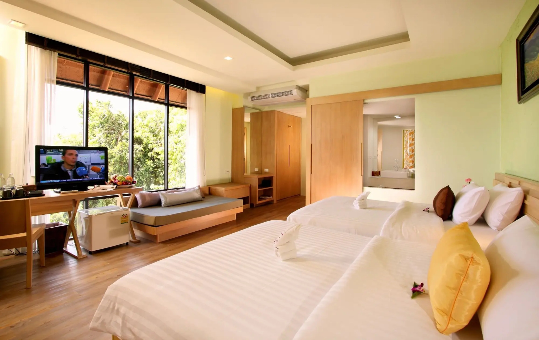 Отель Karon Phunaka Resort & Spa