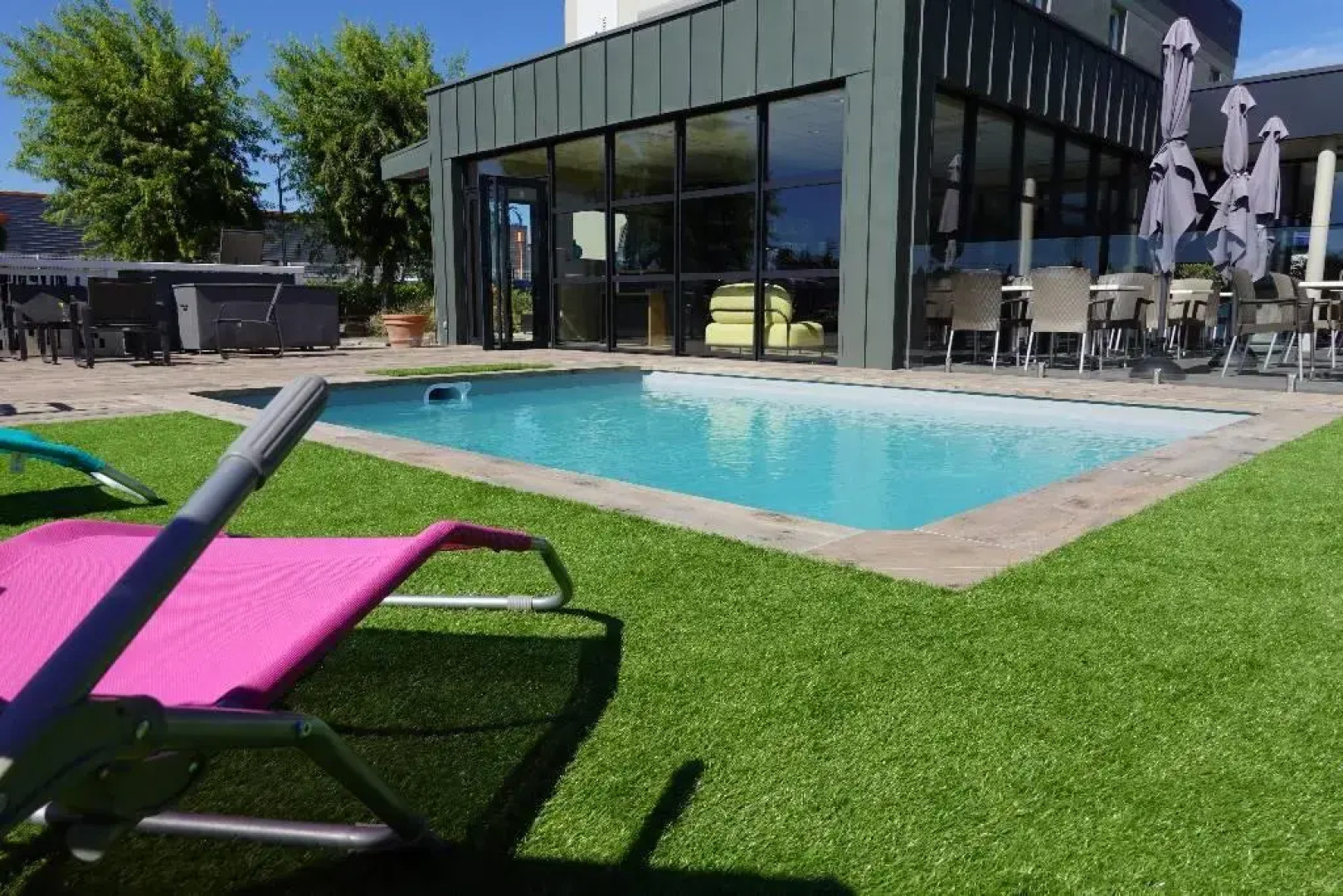 The Originals City, Hôtel Hélios