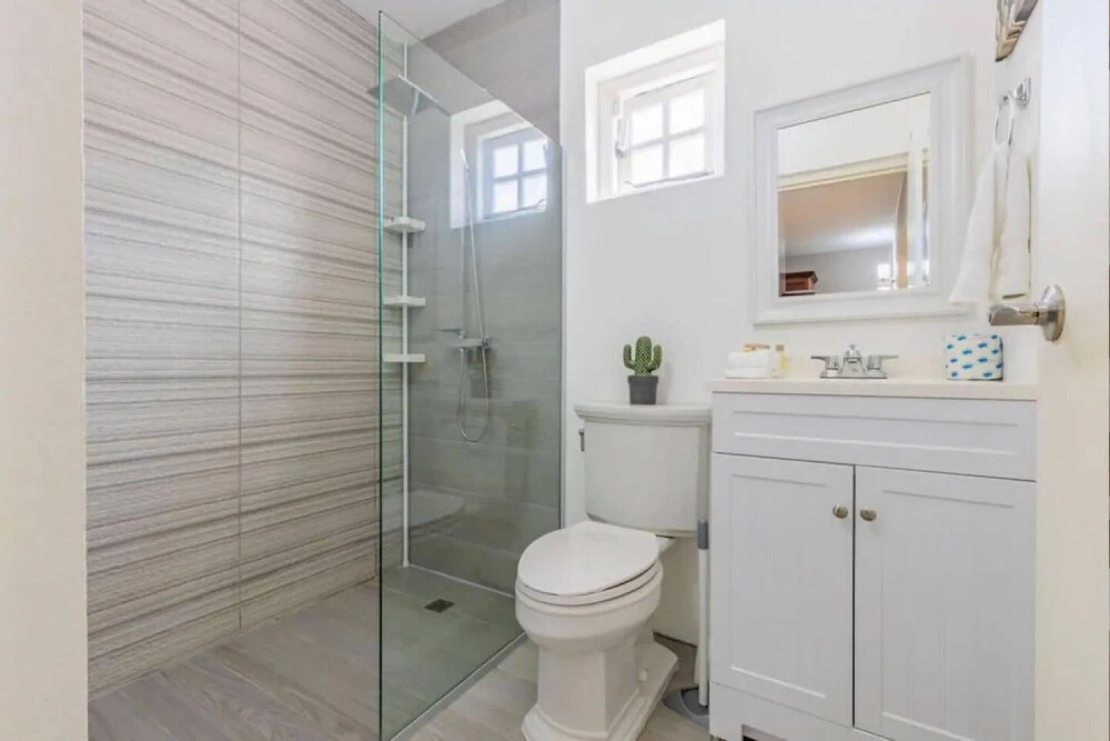 Remodeled 6BR - Privatepool Gameroom Close2beach