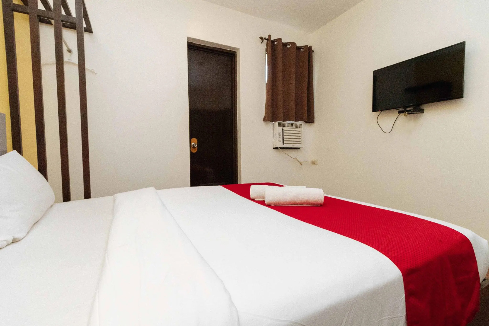 OYO 637 Fox Hotel (Quarantine Hotel)