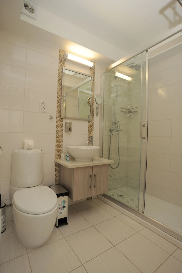 Frixos Suites Hotel Apartments