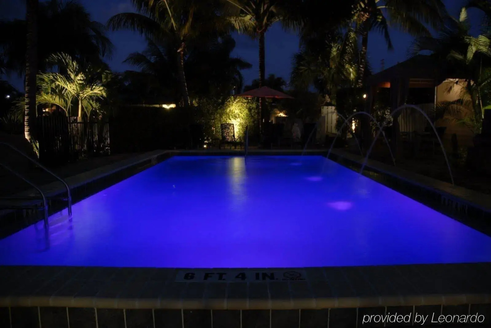 The Cabanas Guesthouse & Spa 