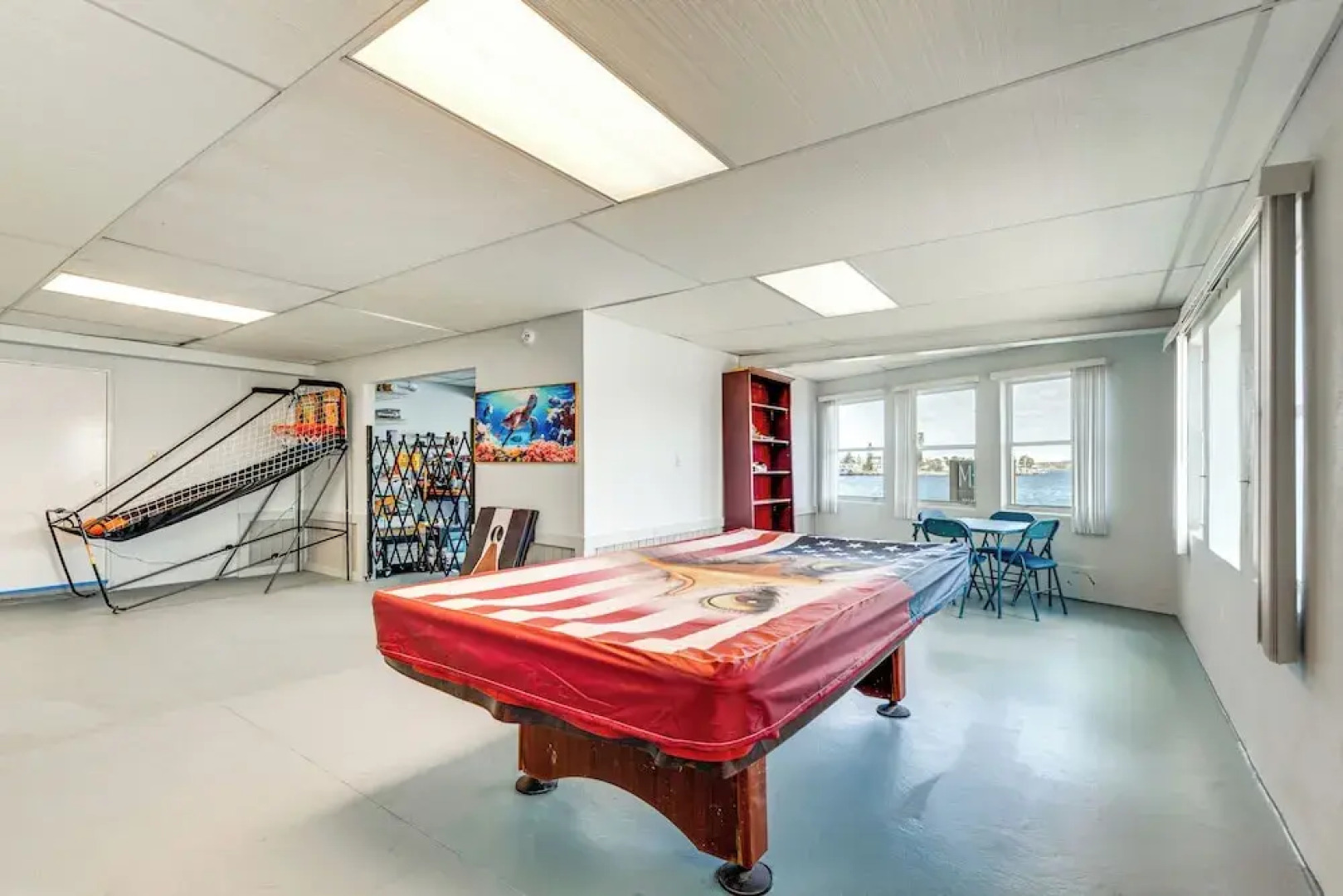 Waterfront Gem: Crystal River Family Home