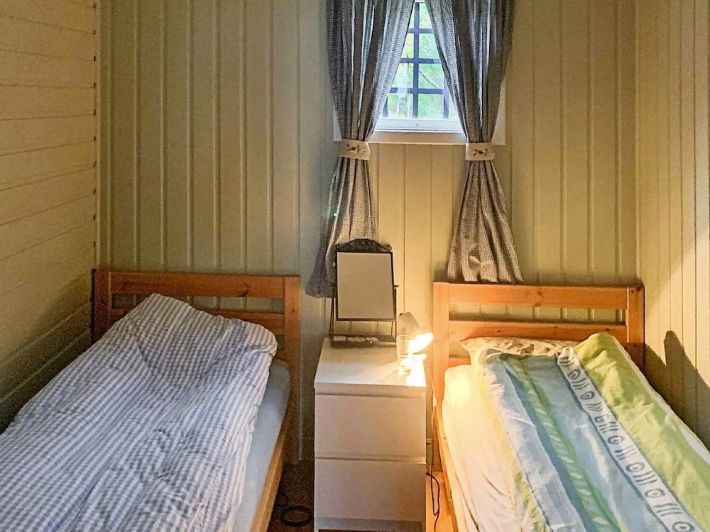 6 Person Holiday Home in Ostereidet