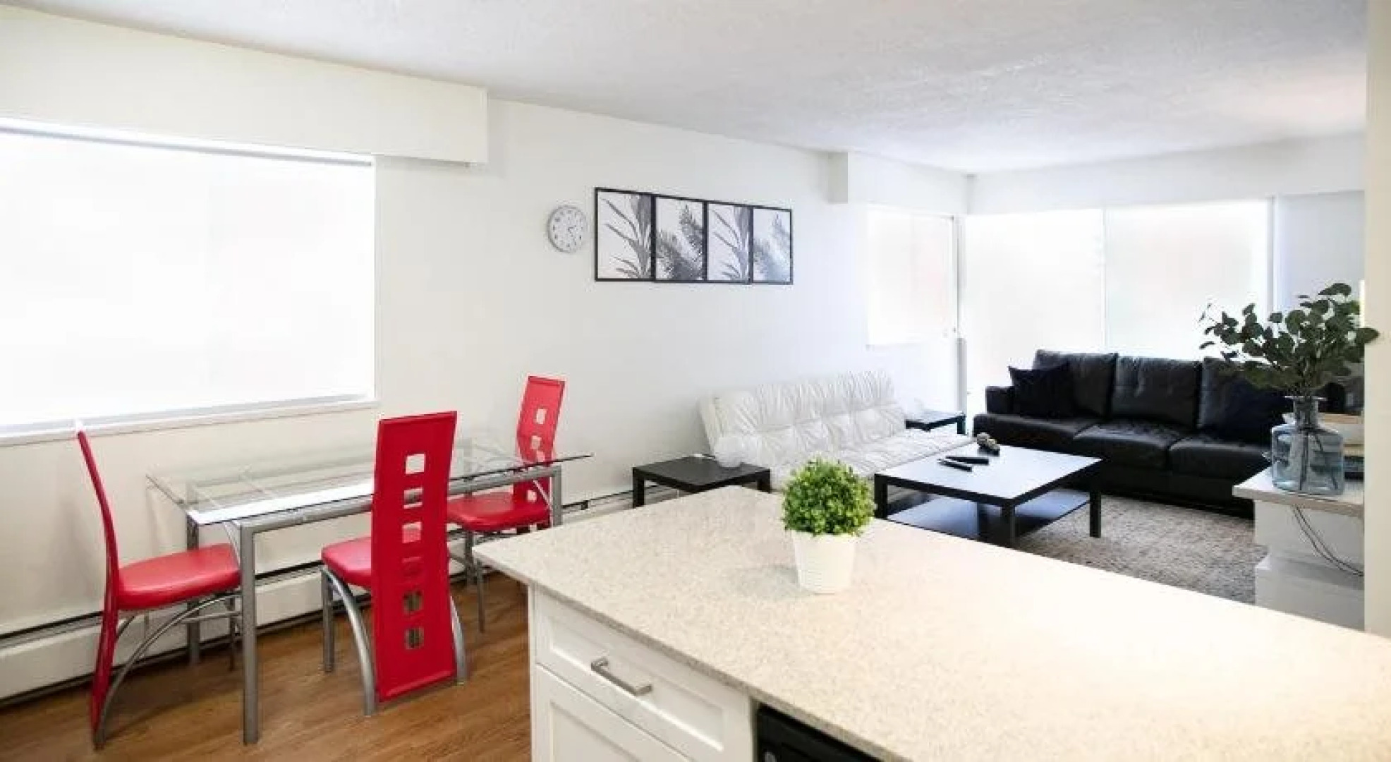 Pelicanstay in Burnaby Lake