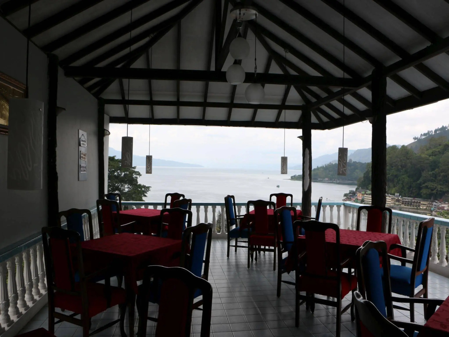 Parapat View Hotel