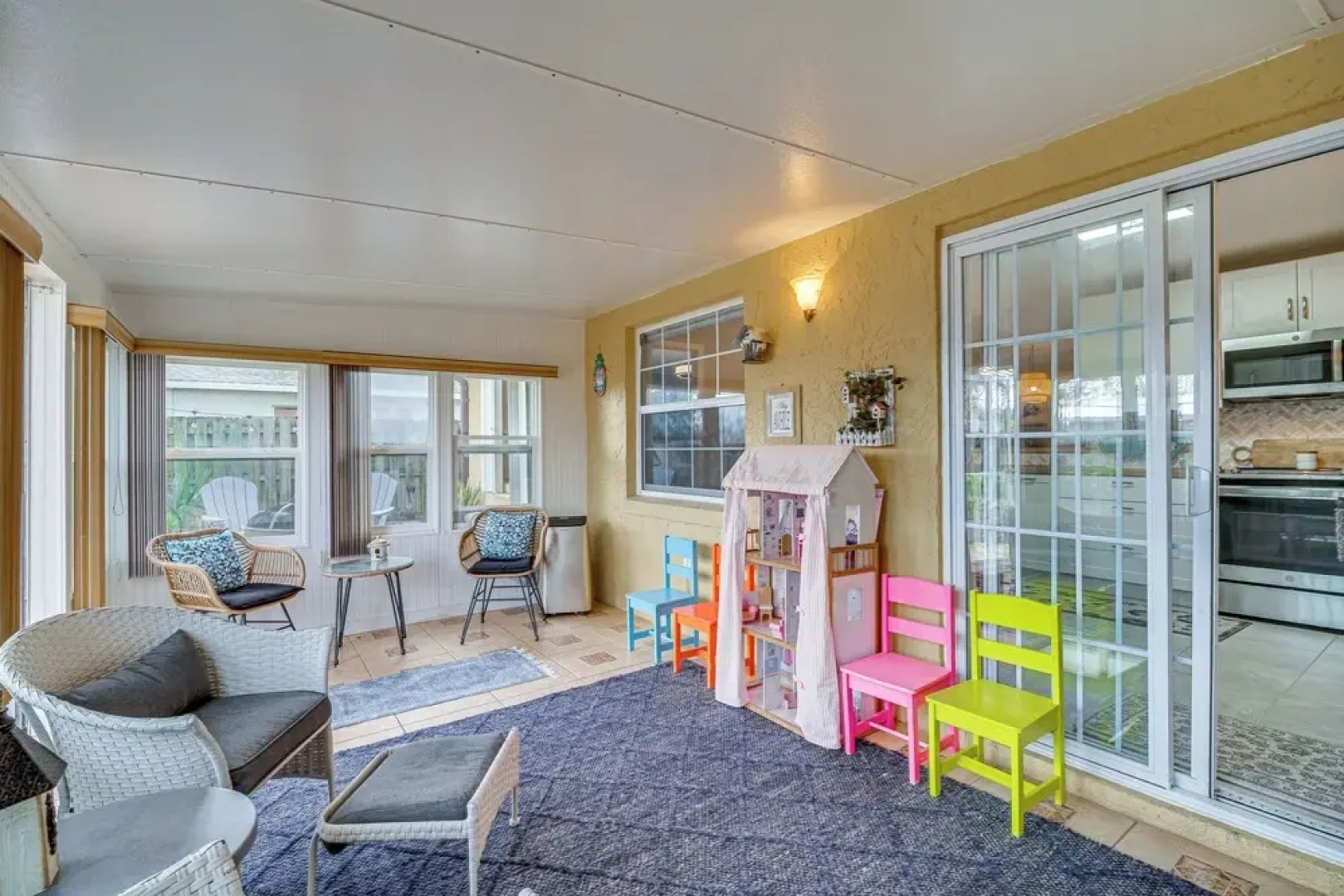 Lovely Merritt Island Home w/ Kayak + Fire Pit!