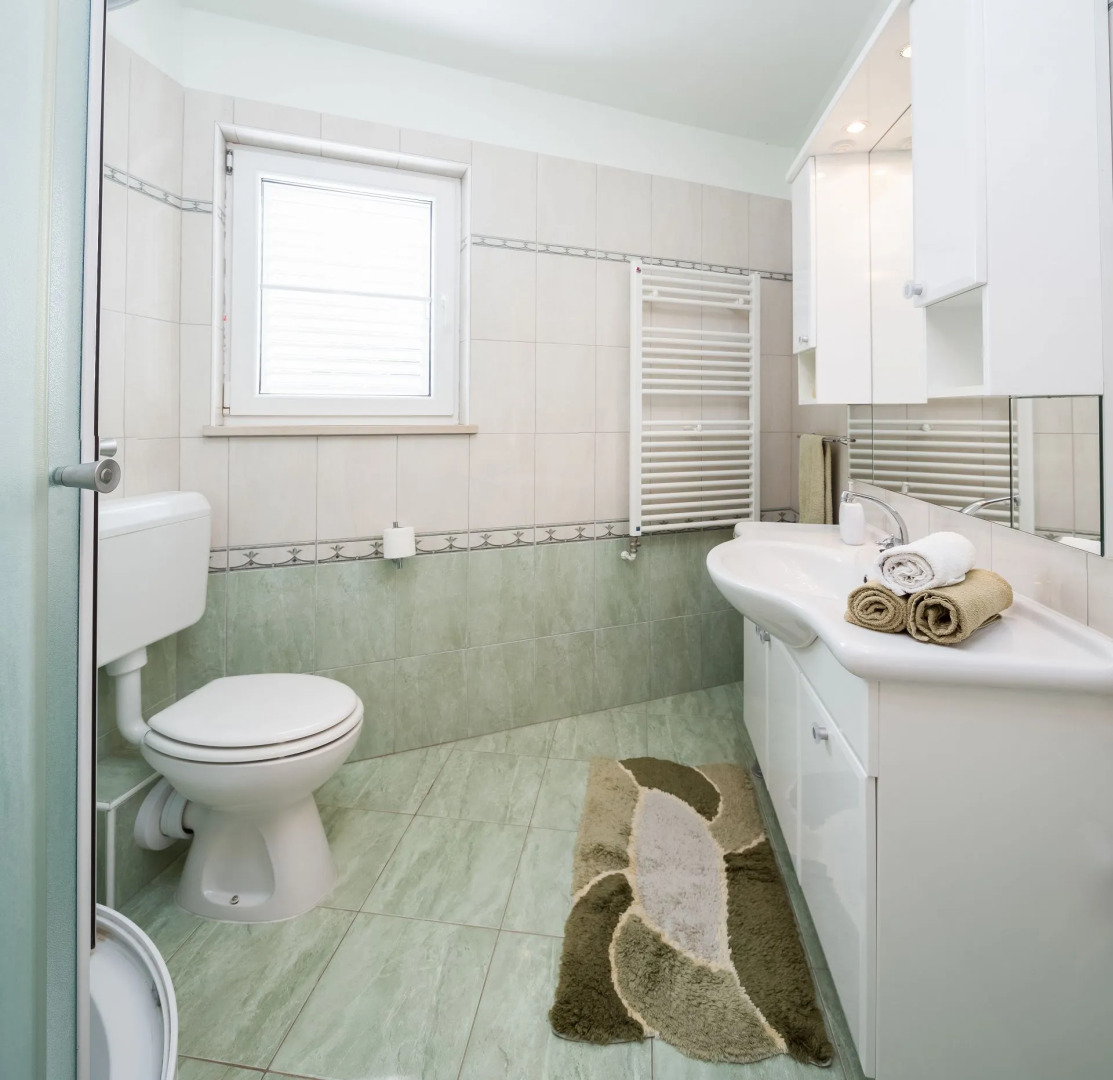 Holiday house Andre - swimming pool Nerezisca, Island Brac