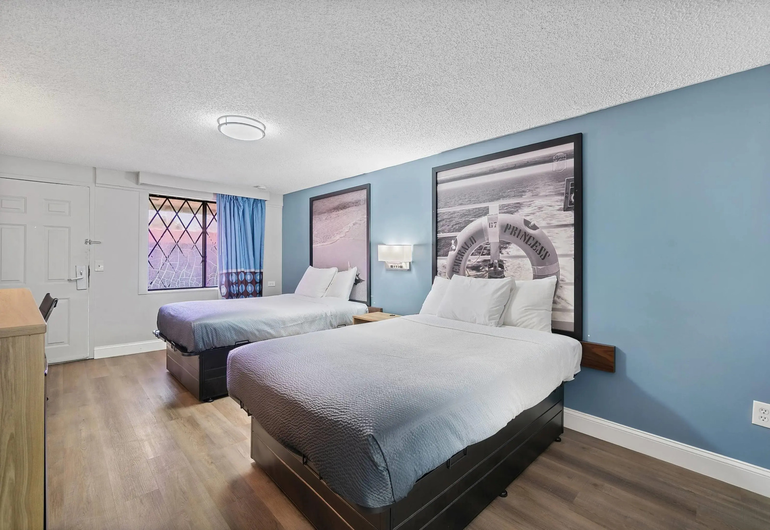 Super 8 by Wyndham Lantana West Palm Beach