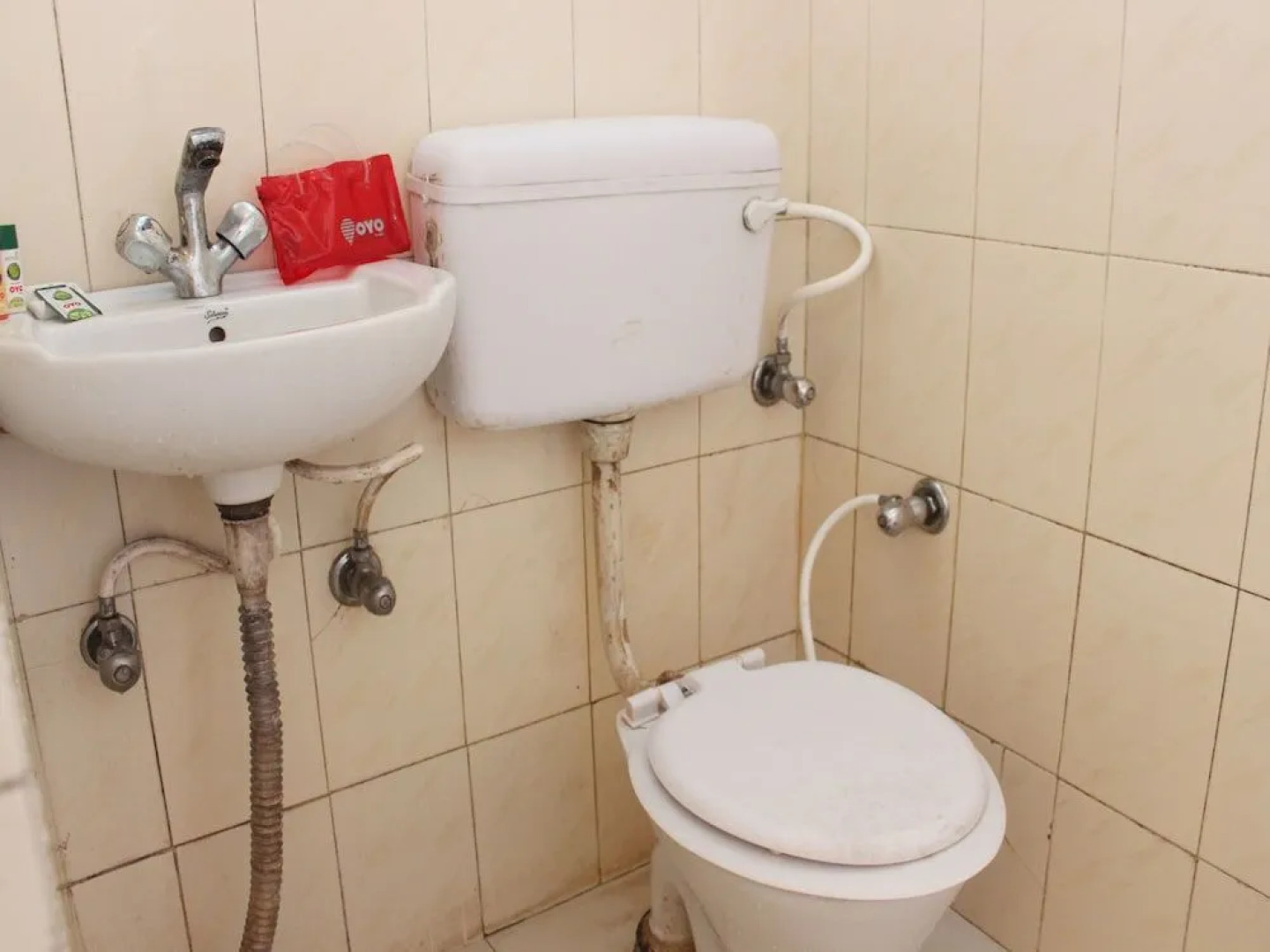 OYO 12782 Hotel Sweet Home