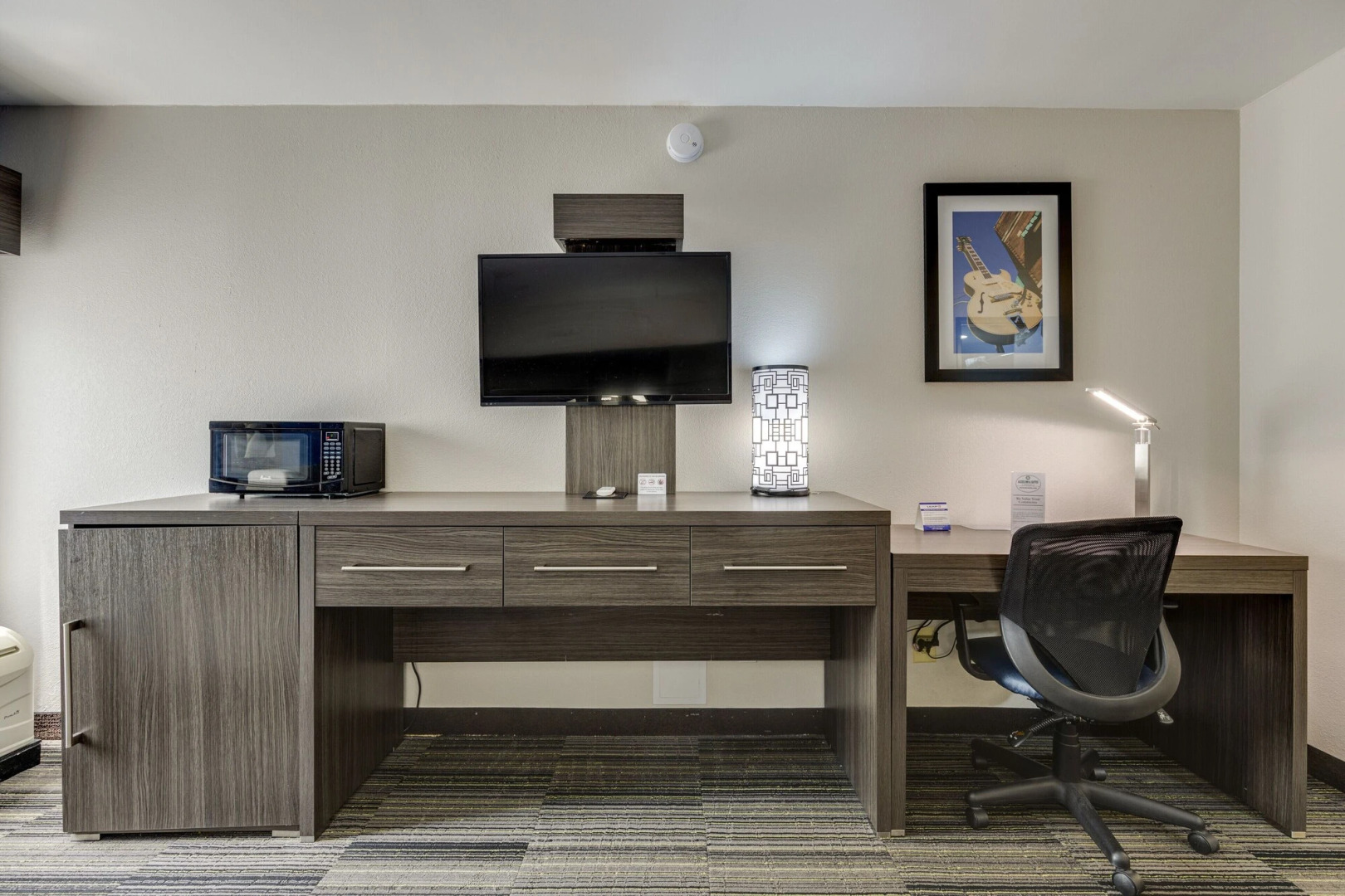 The Alexis Inn & Suites - Nashville Airport