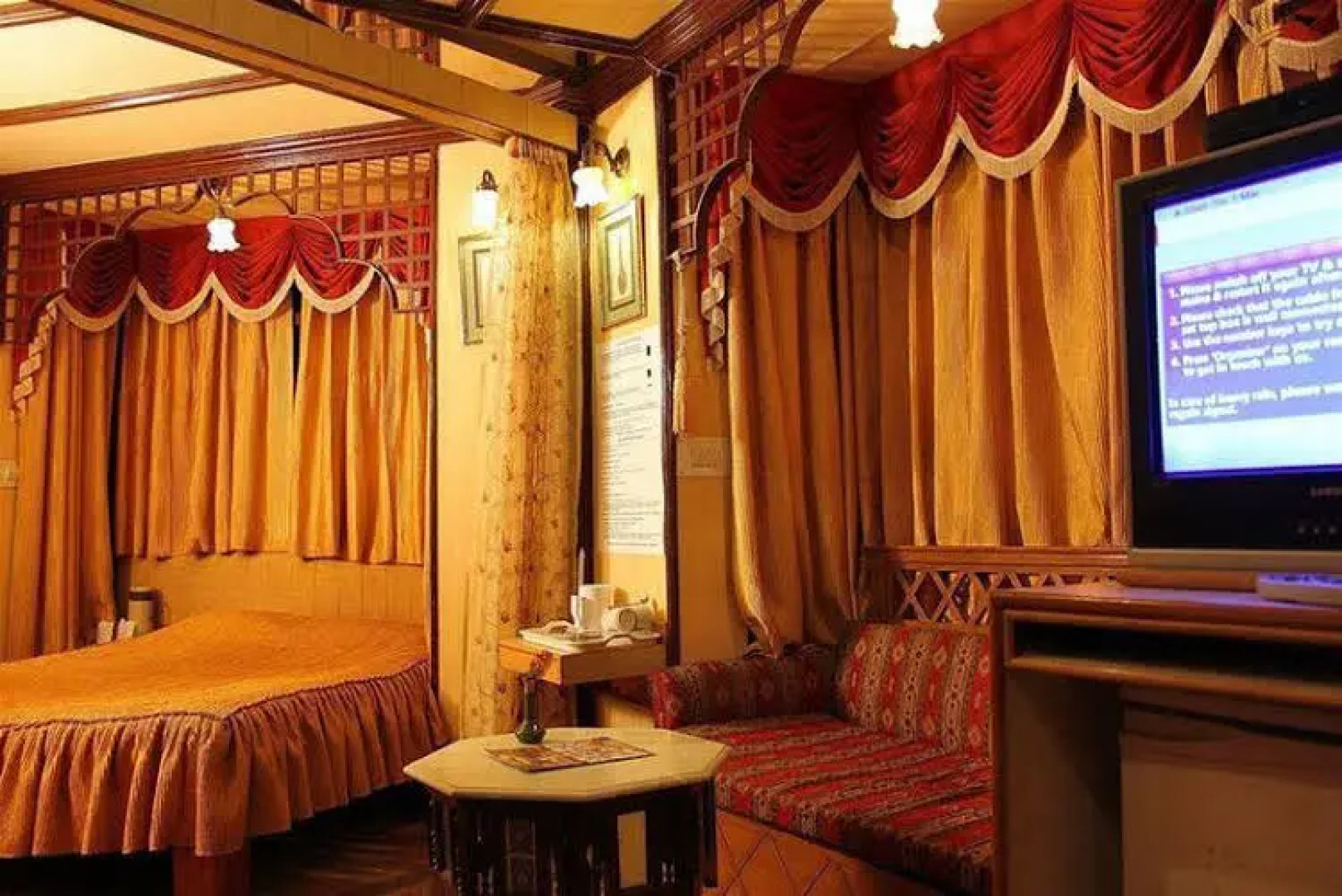 2 BR Rustic hut in Fagu, Shimla, by GuestHouser (912C)