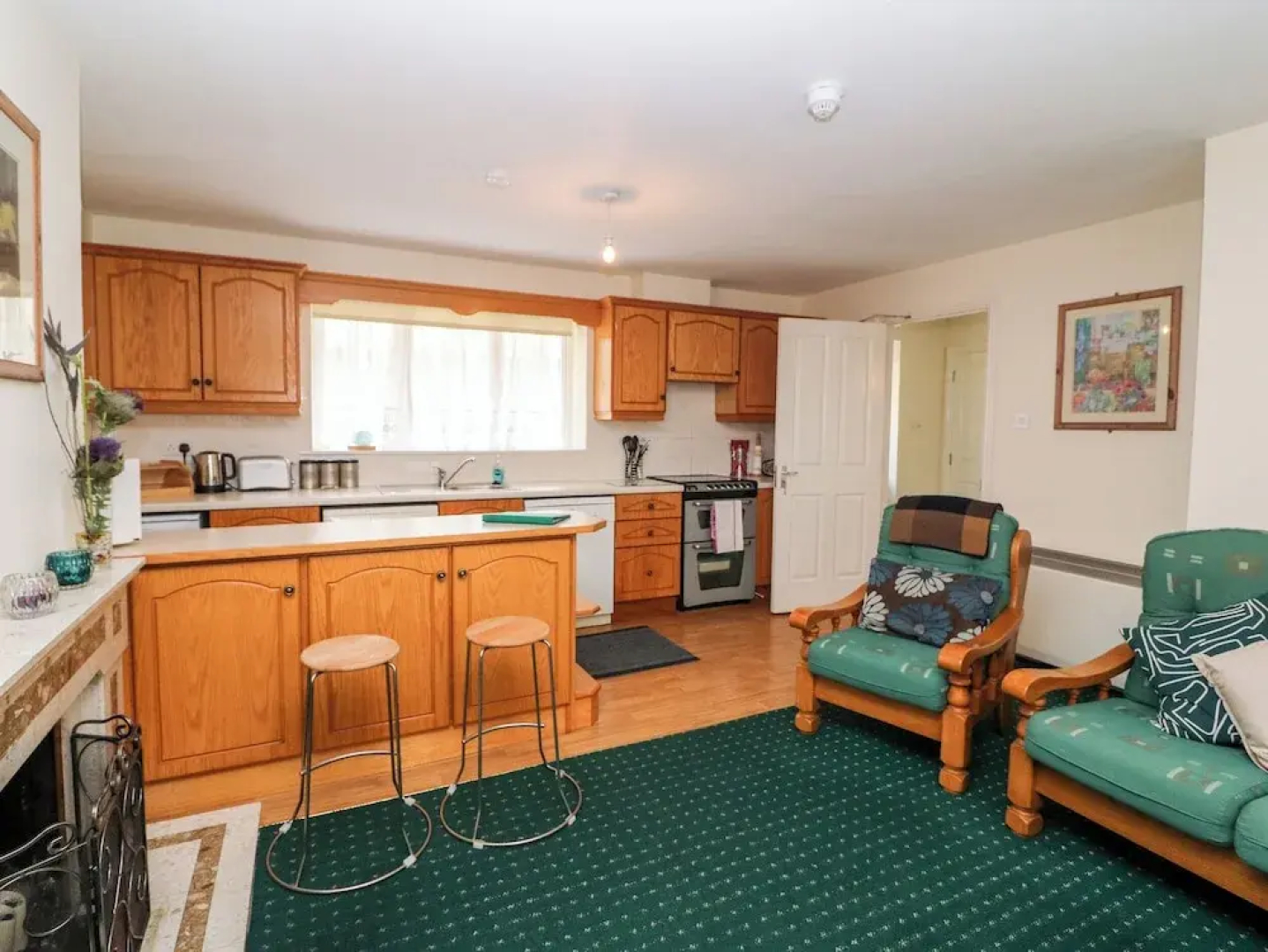 2 Garnish Court
