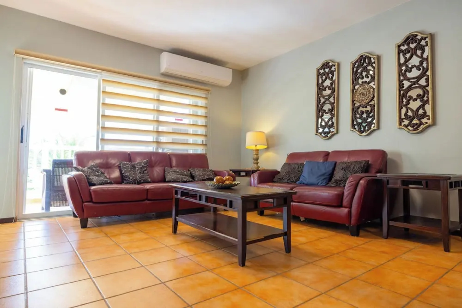 Beach condo with Pool and Ocean View