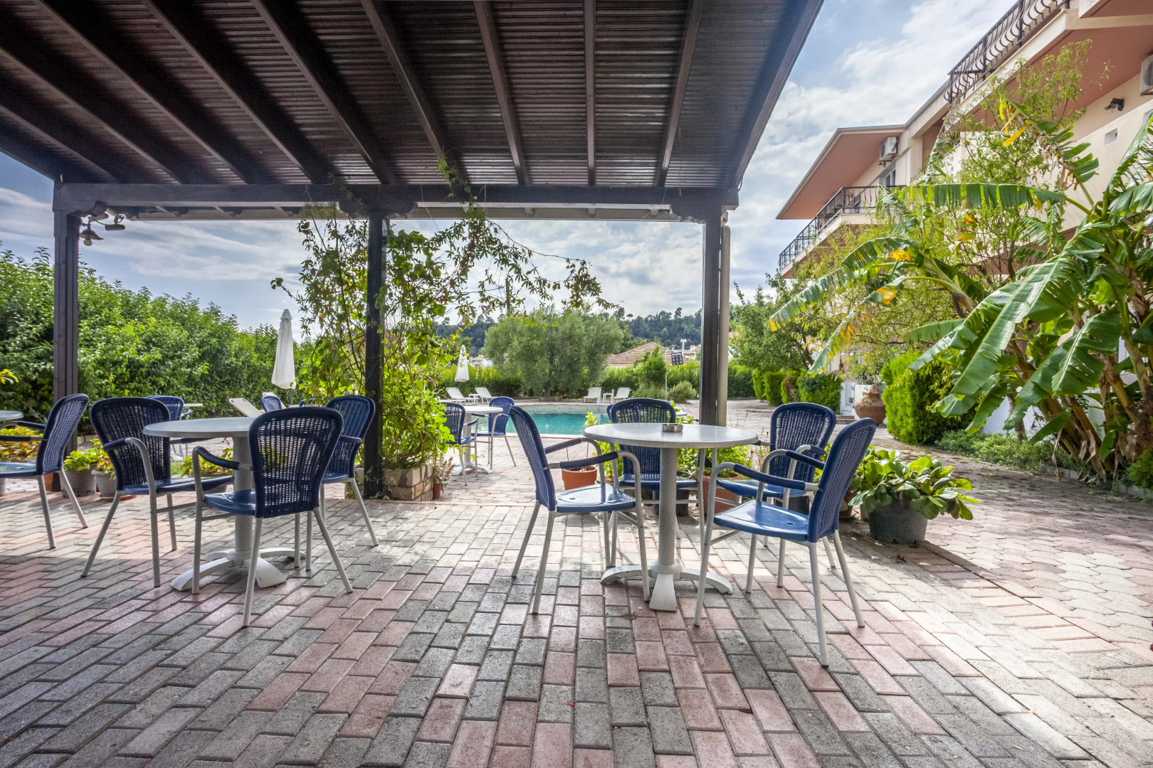 Skentos Hotel