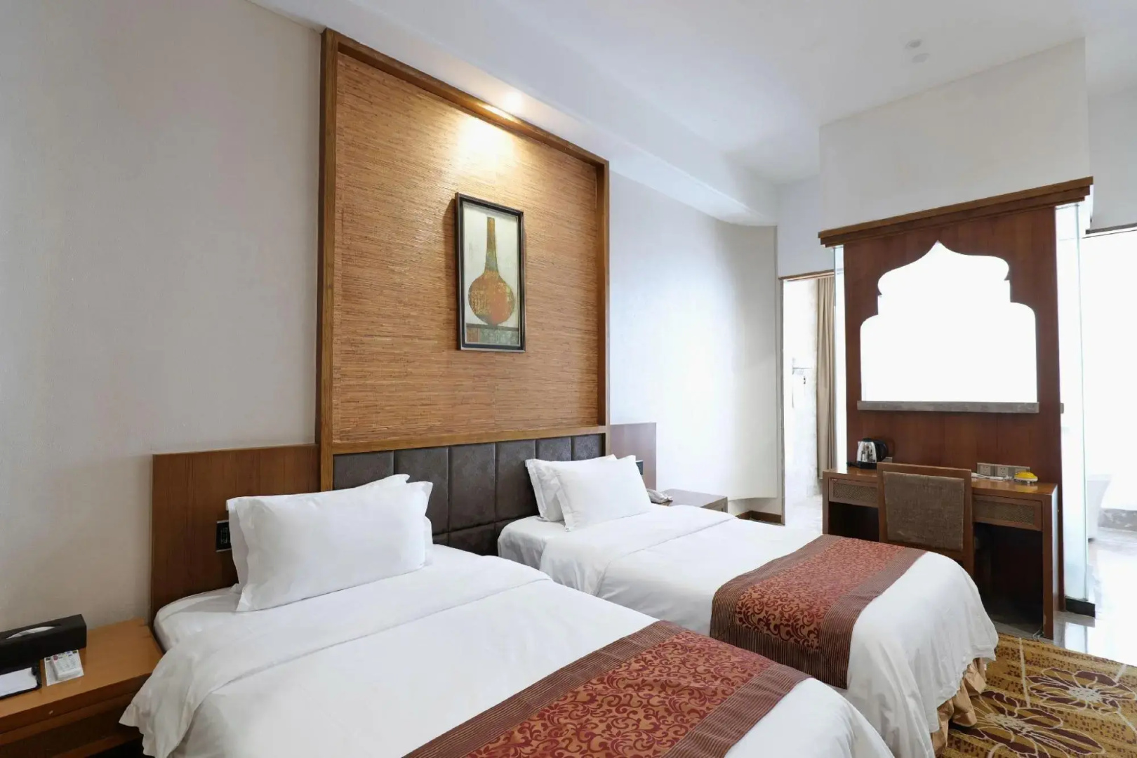 Jin Debao Kaiyue International Hot Spring Resort Hotel