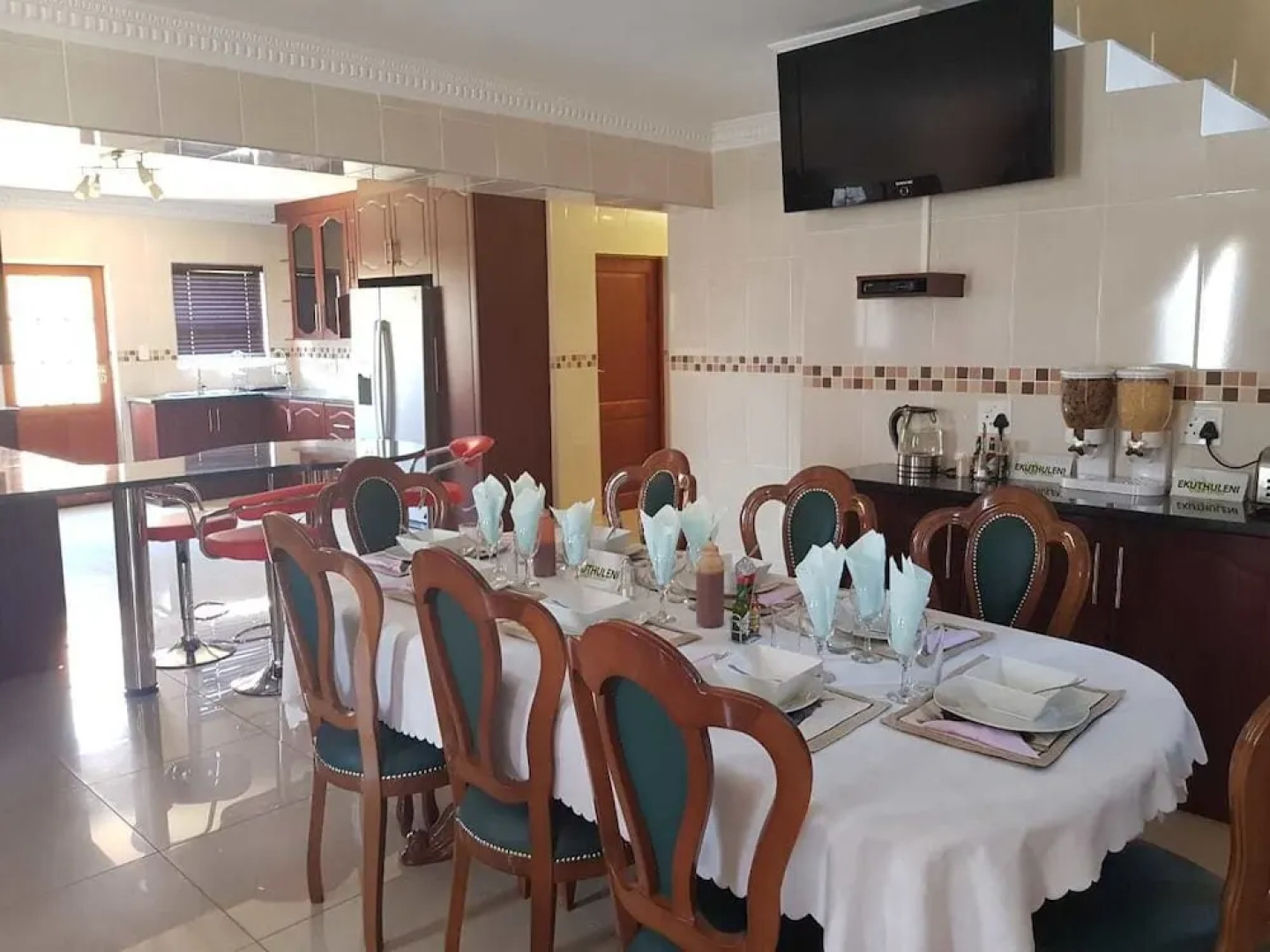 Ekuthuleni Guest house vosloorus