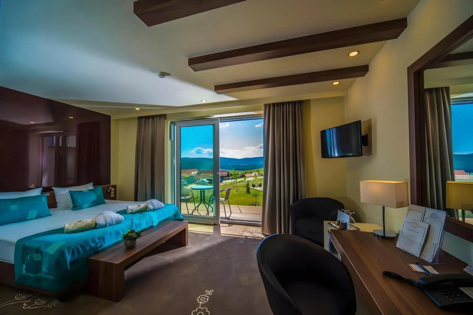 Castellum Hotel Hollóko