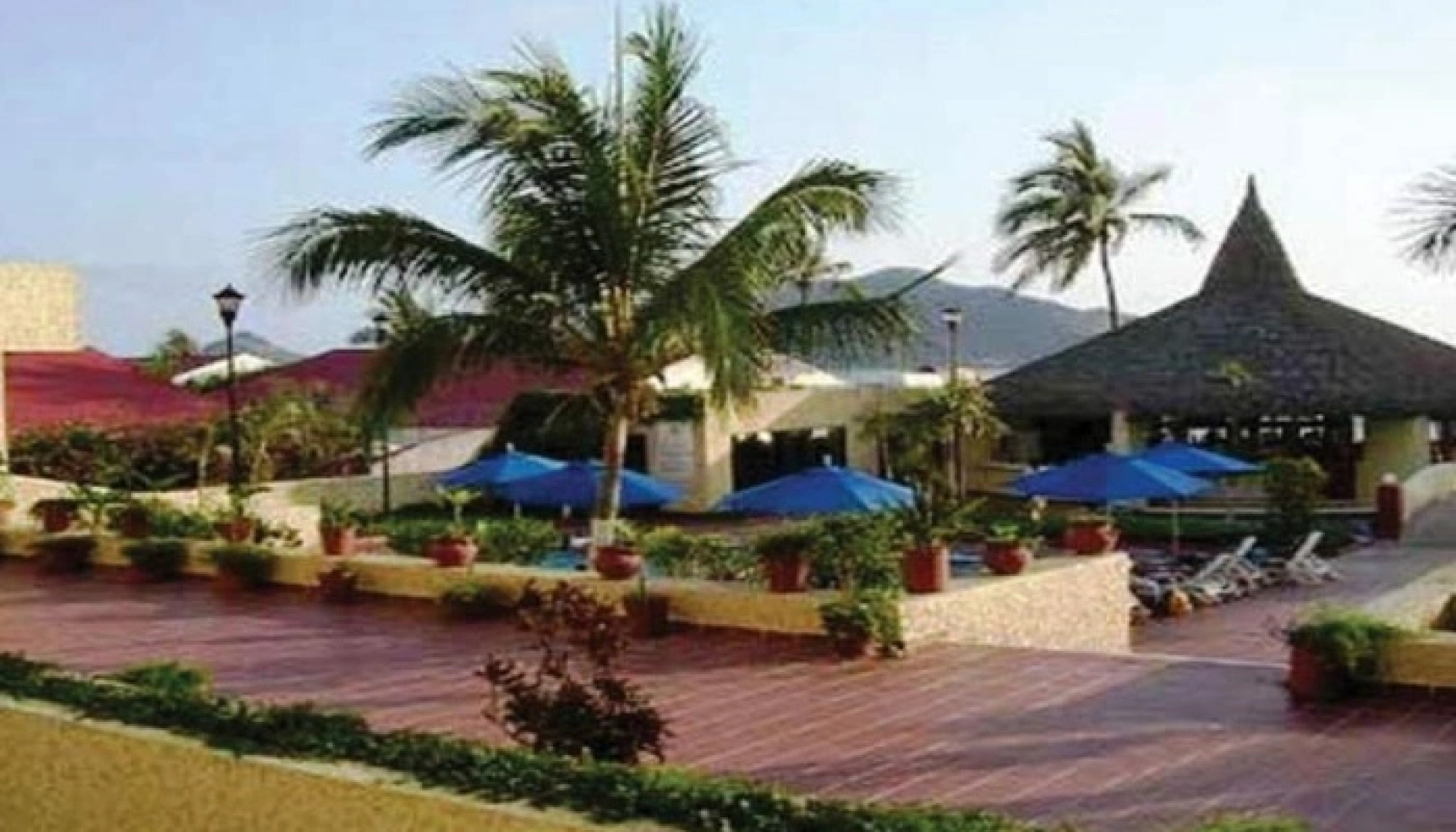 Balboa Towers - cloosed