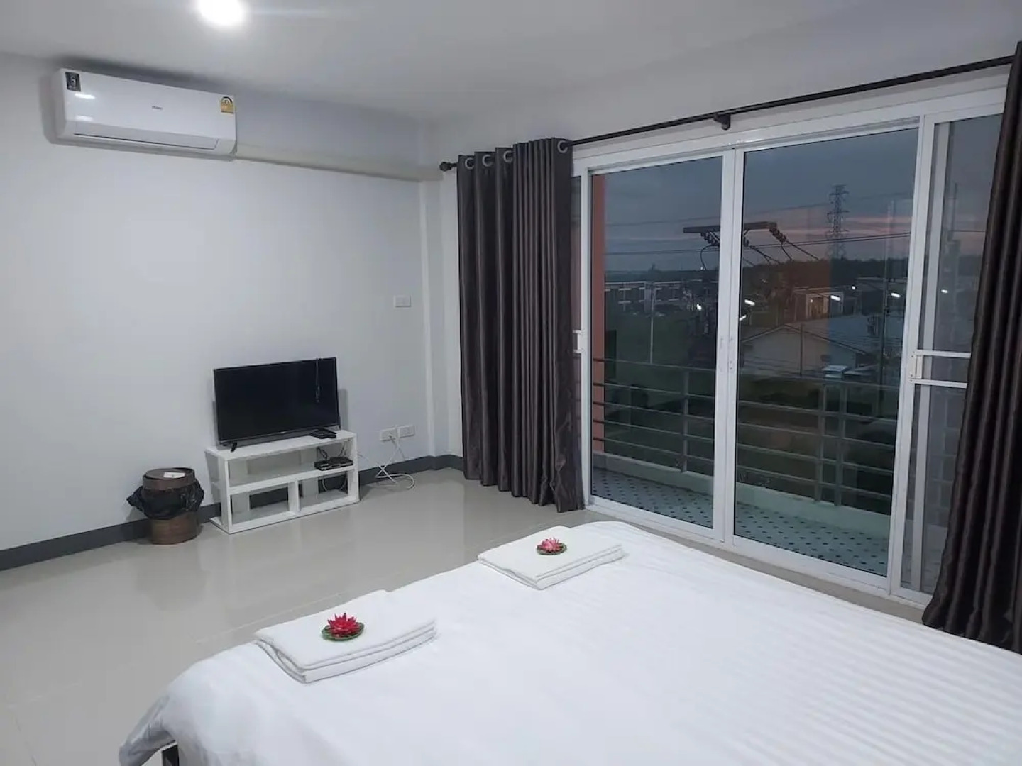 Thana Apartment