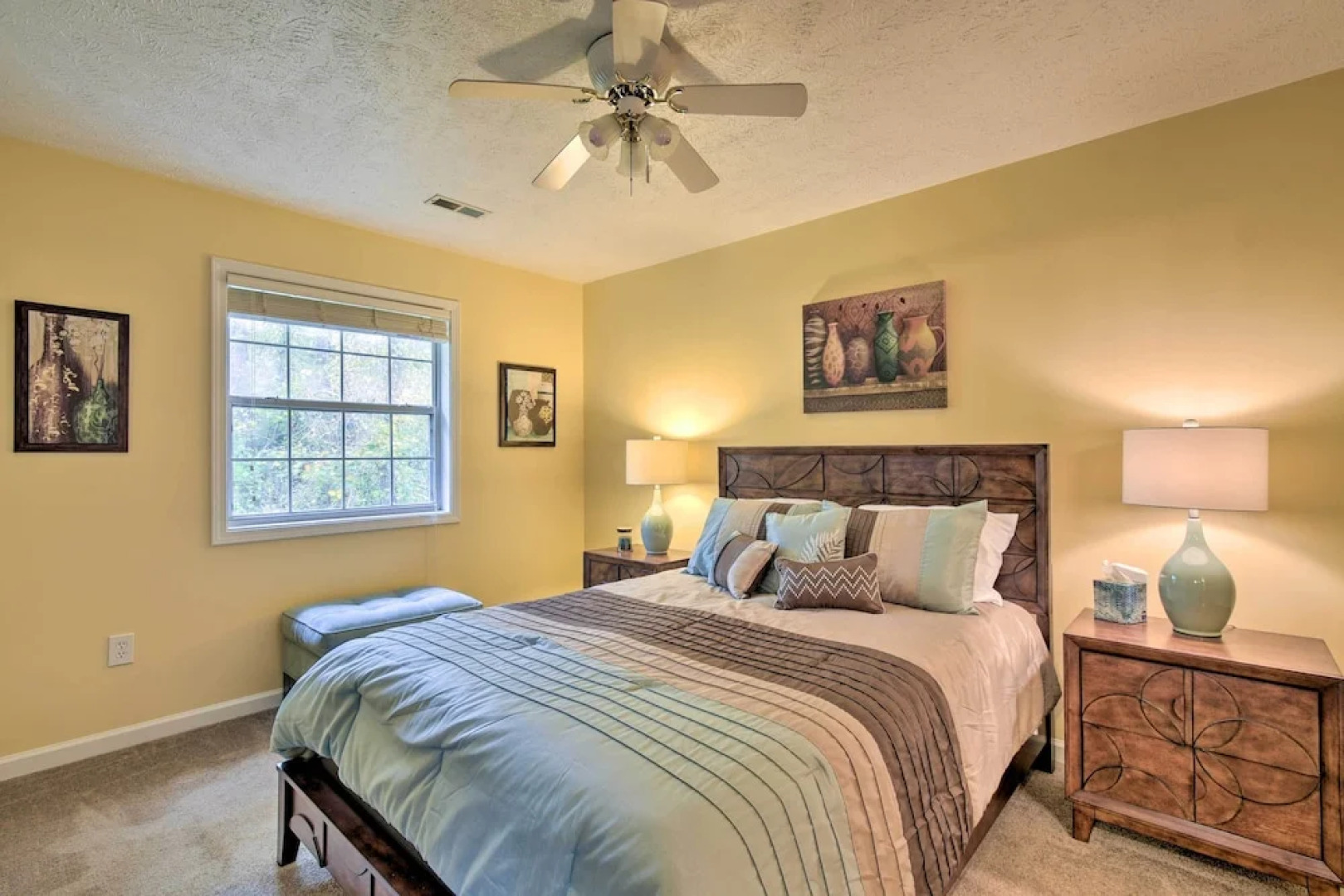 Aberdeen Club Golf Retreat, Short Drive to Beach!