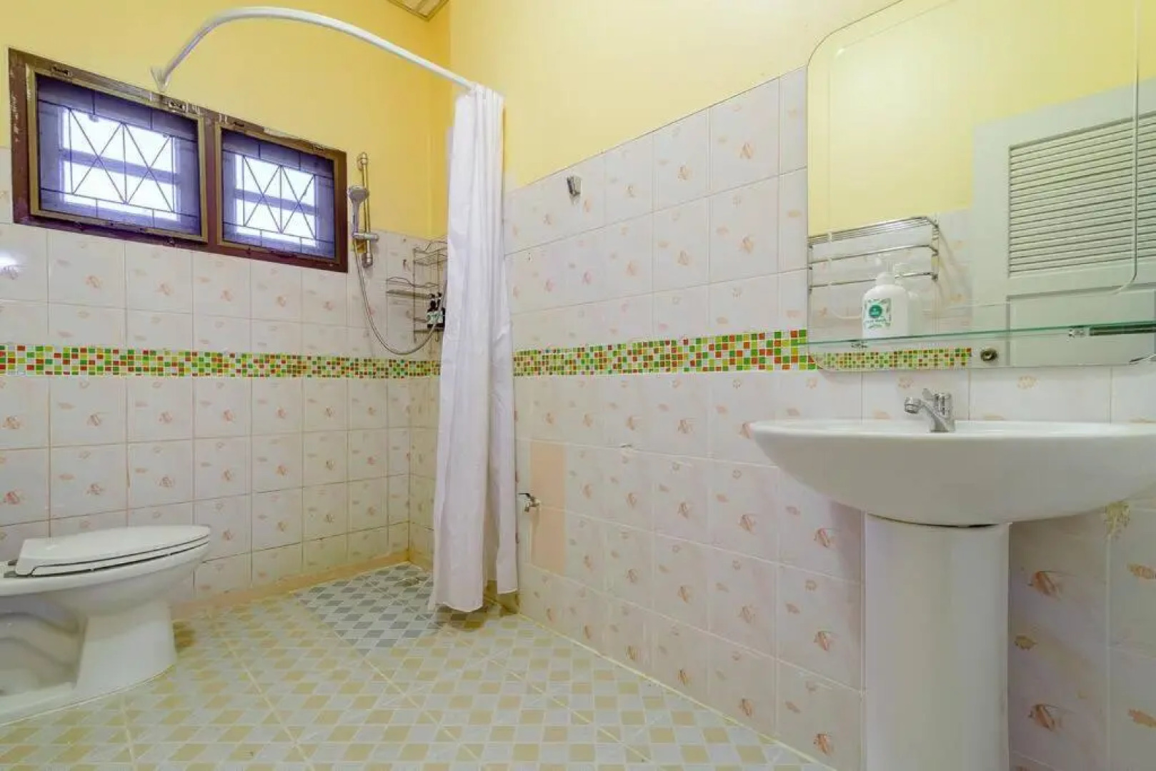 Bangsaphan Paradise Blue House 230 m. to the beach