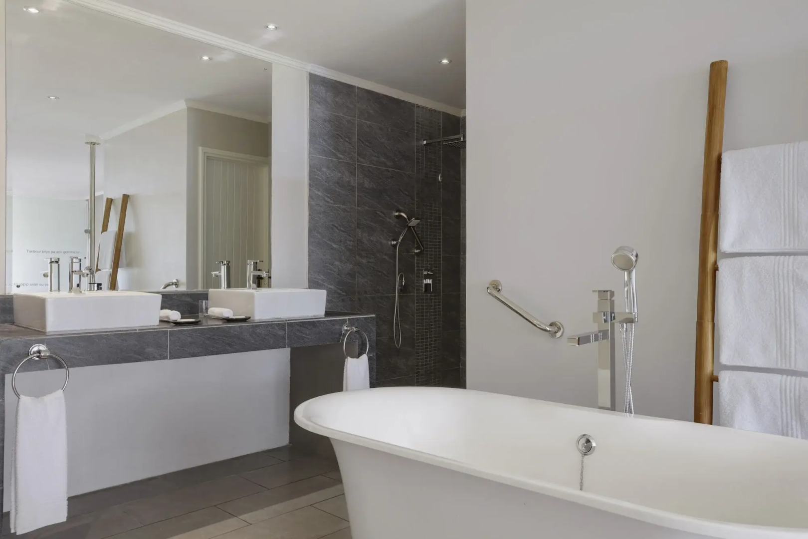 Fisherman’s Cove resort