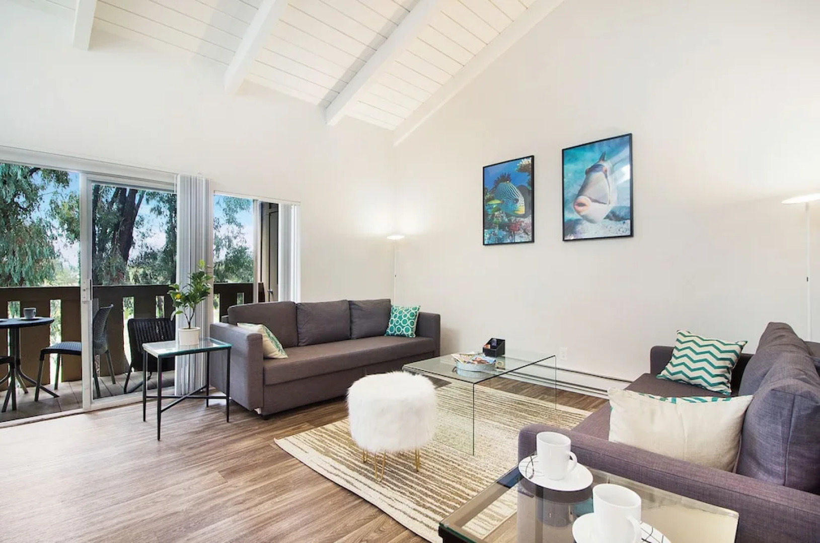 Private Entrance Under The Sea - 2BR/2BATH Next To Ritz Carlton - Walk To Ocean! (MB4)