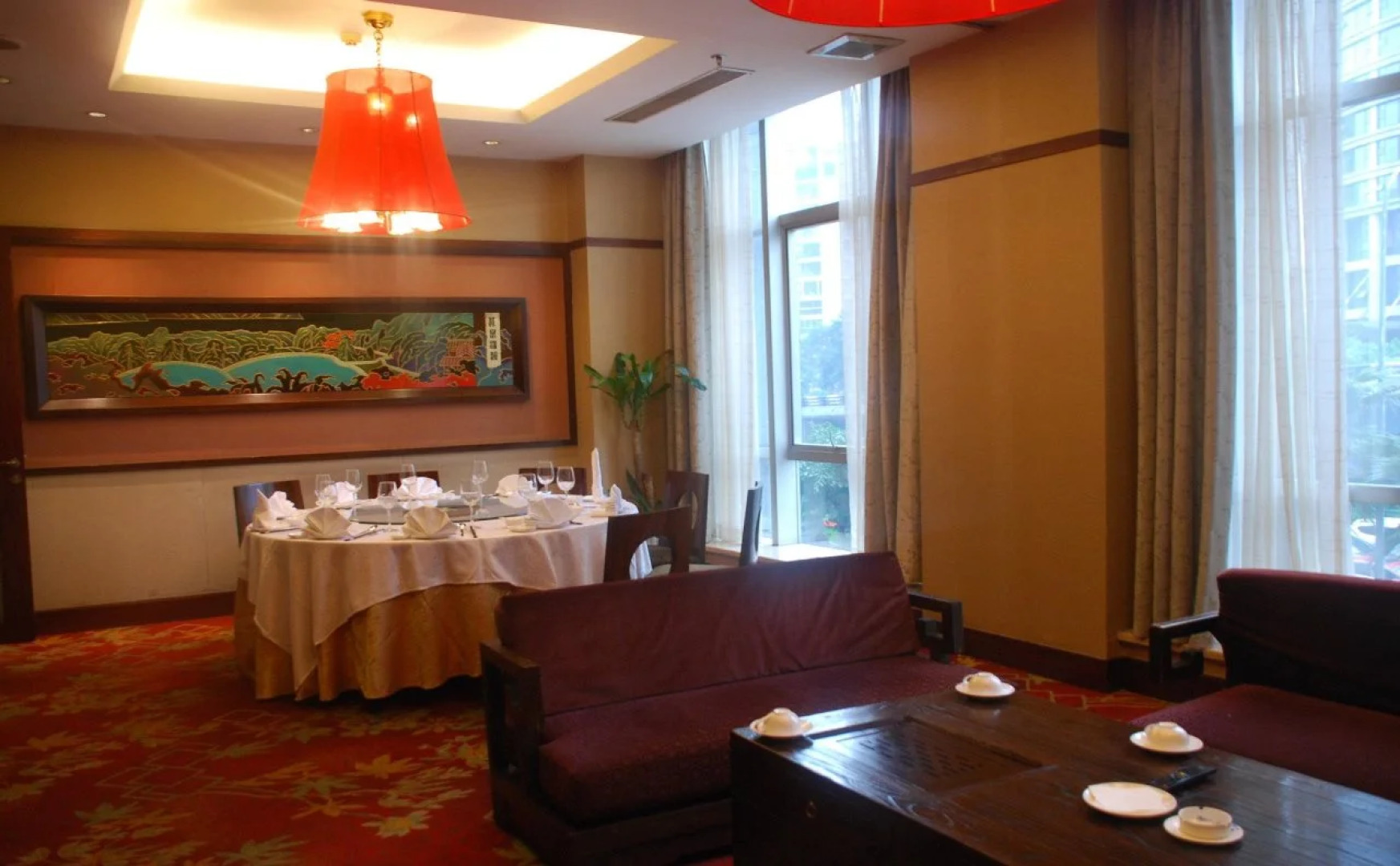 Holiday Inn Chongqing Guanyinqiao by IHG