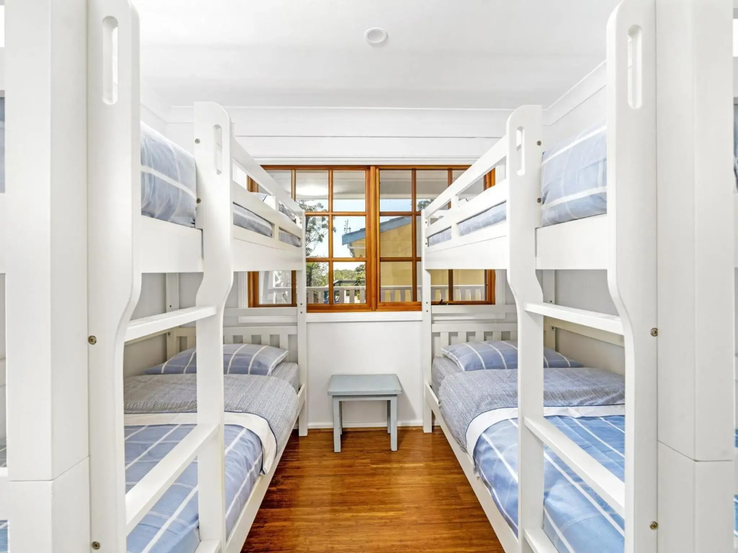 SEA DECK Hyams Beach 4pm Check Out Sundays