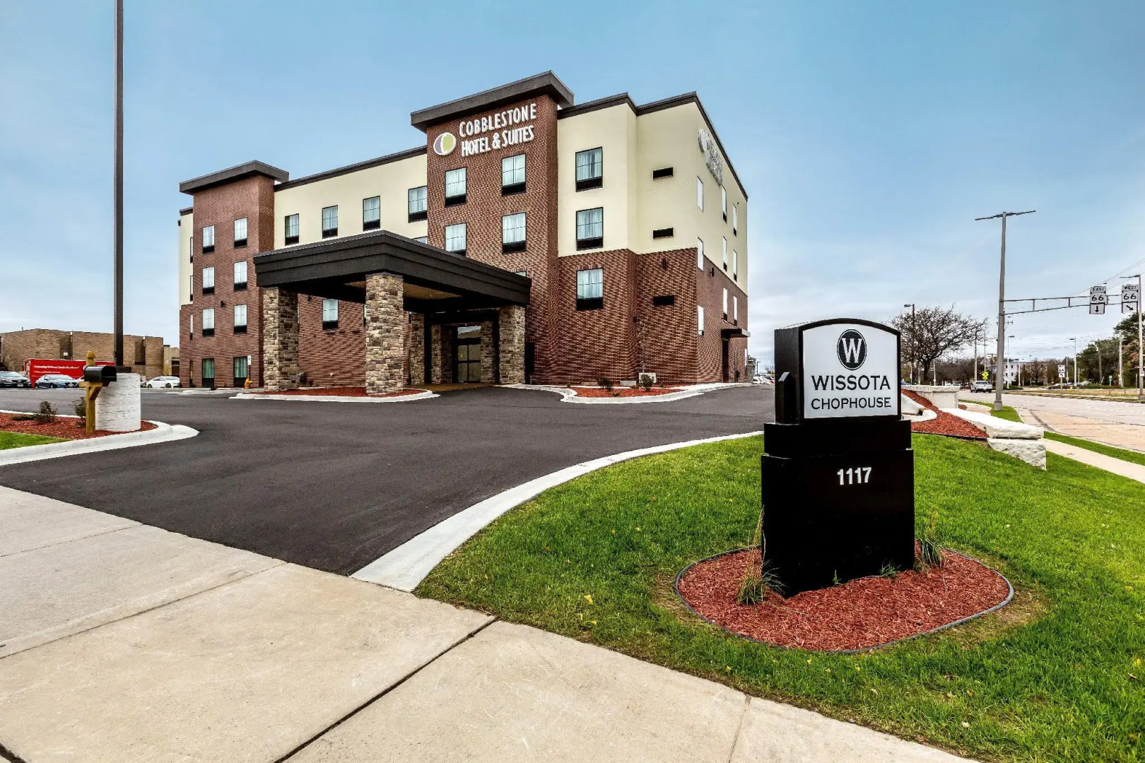 Cobblestone Hotel & Suites – Stevens Point
