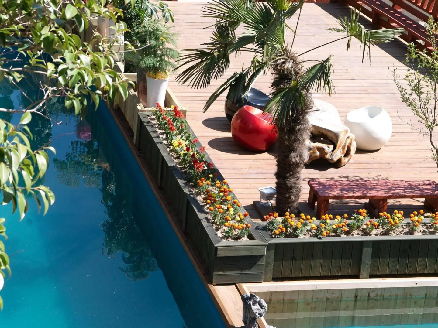 Sea and Valley Pension