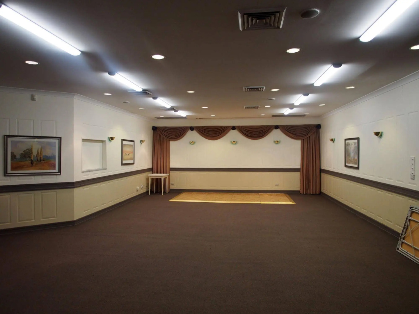 Killara Hotel & Suites