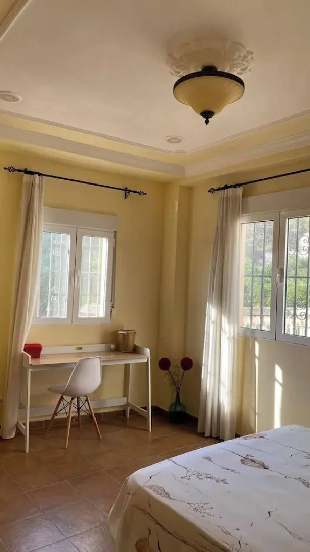 Room-orange Room Your Refuge of Tranqu