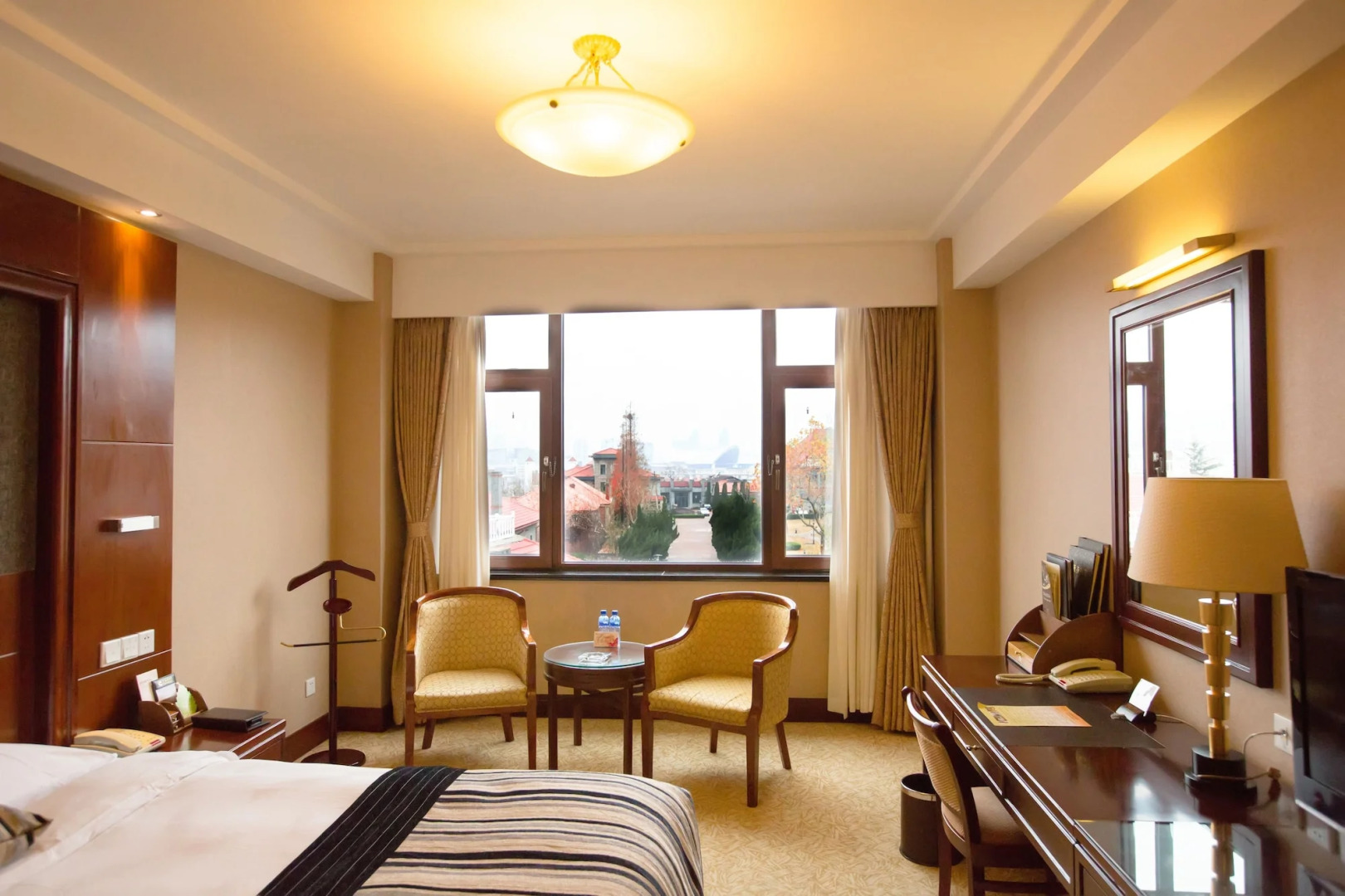 Yantai Golden Gulf Hotel