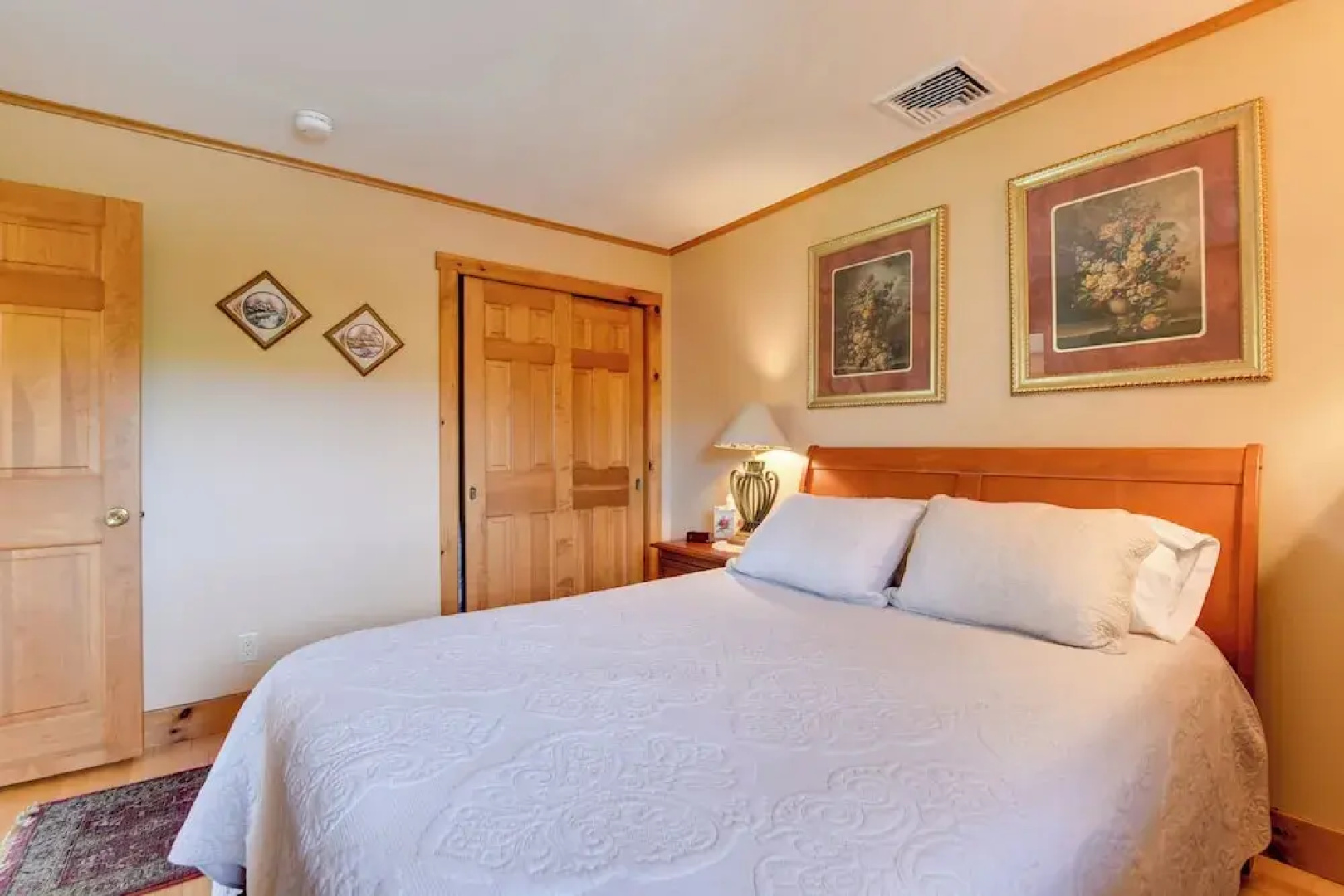 Lake Memphremagog Access: Newport Condo w/ Balcony