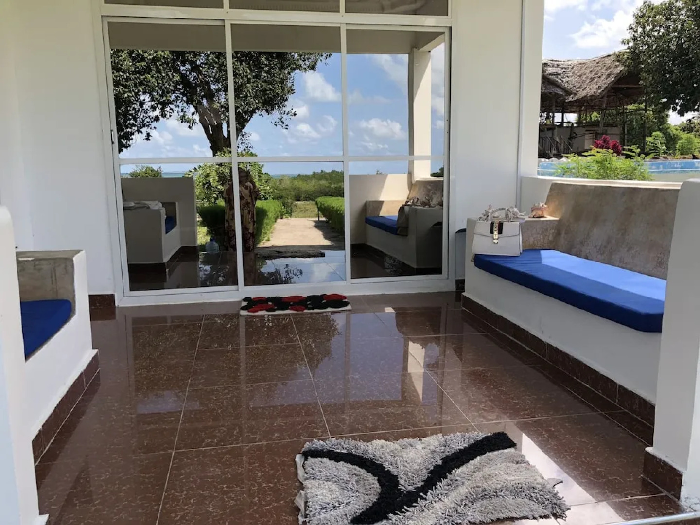 Sea Front Mafia Lodge