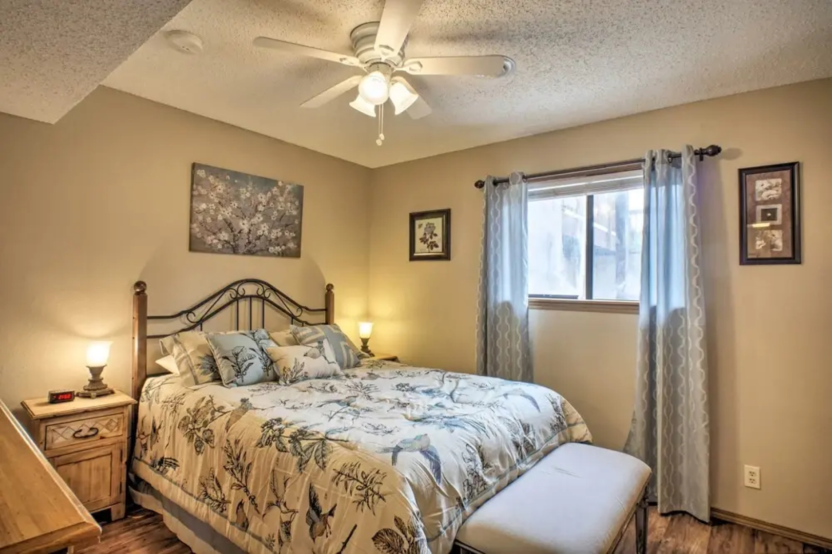 ~1 Mi to Silver Dollar City: Branson Condo