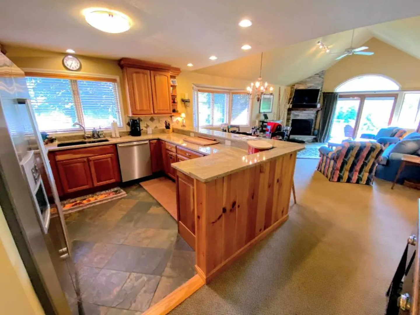 F8 Luxurious Mt Washington Hotel Golf Course Home Wifi Cable Air Conditioning