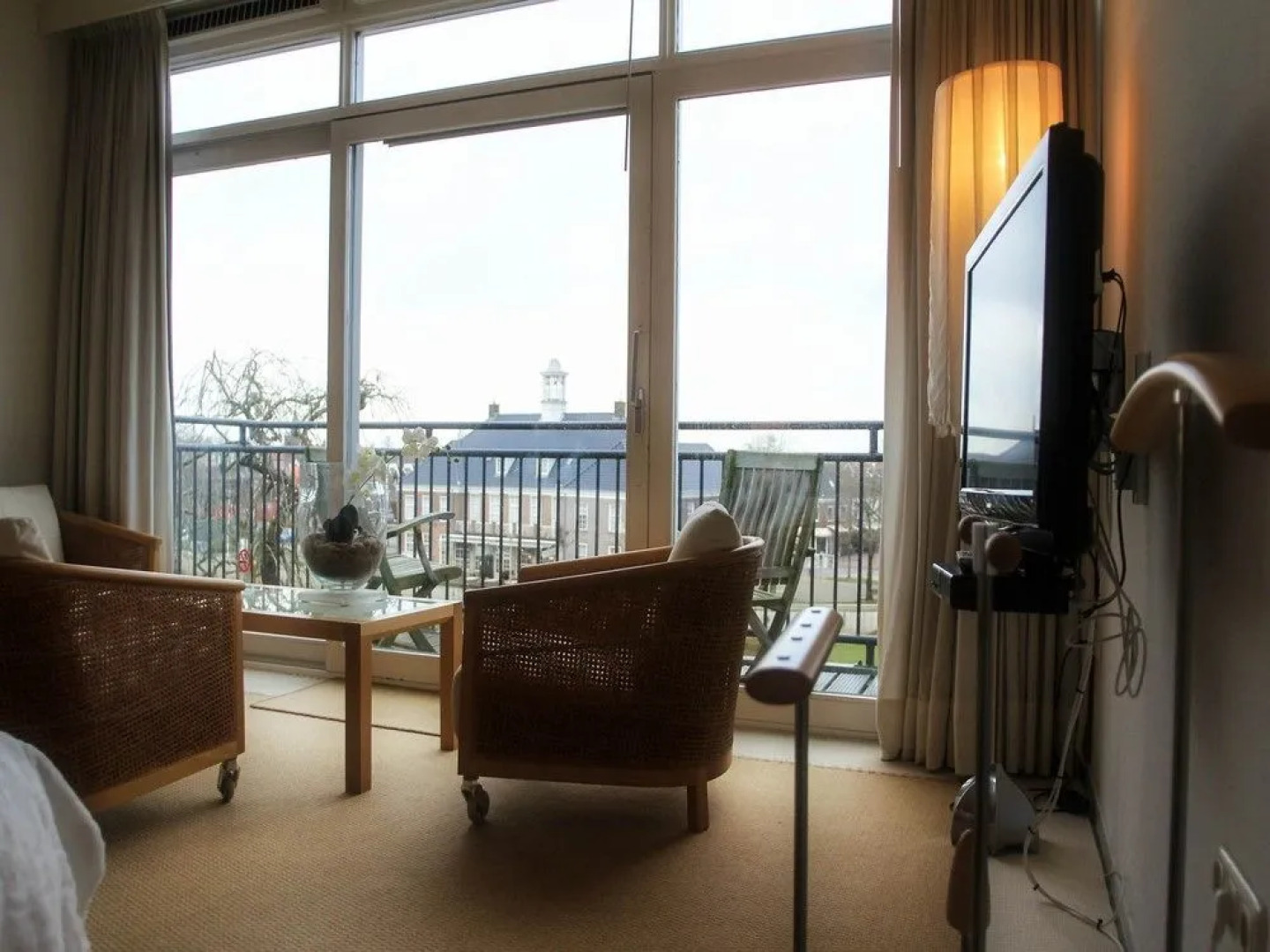 De Zon Hotel & Restaurant by Flow