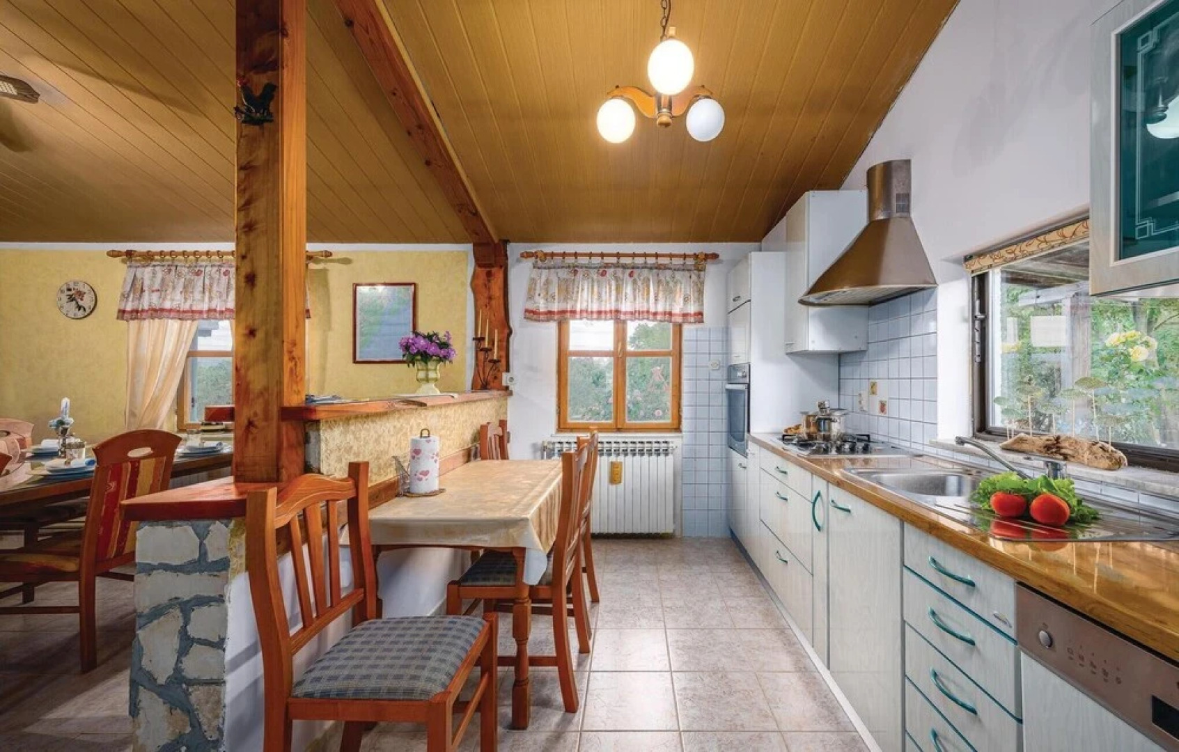 Beautiful Home in Krnica With Wifi and 3 Bedrooms