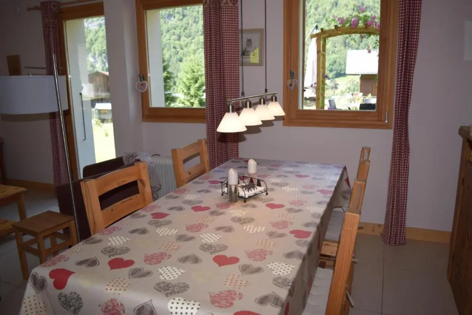 Apartment La Tibolire