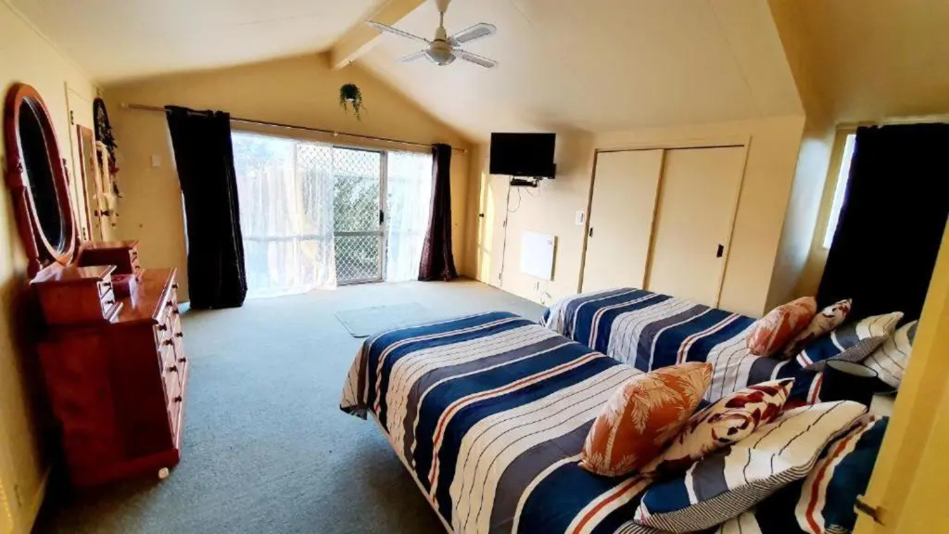 Ahuriri Escape - Home Away Home, Entire Bungalow